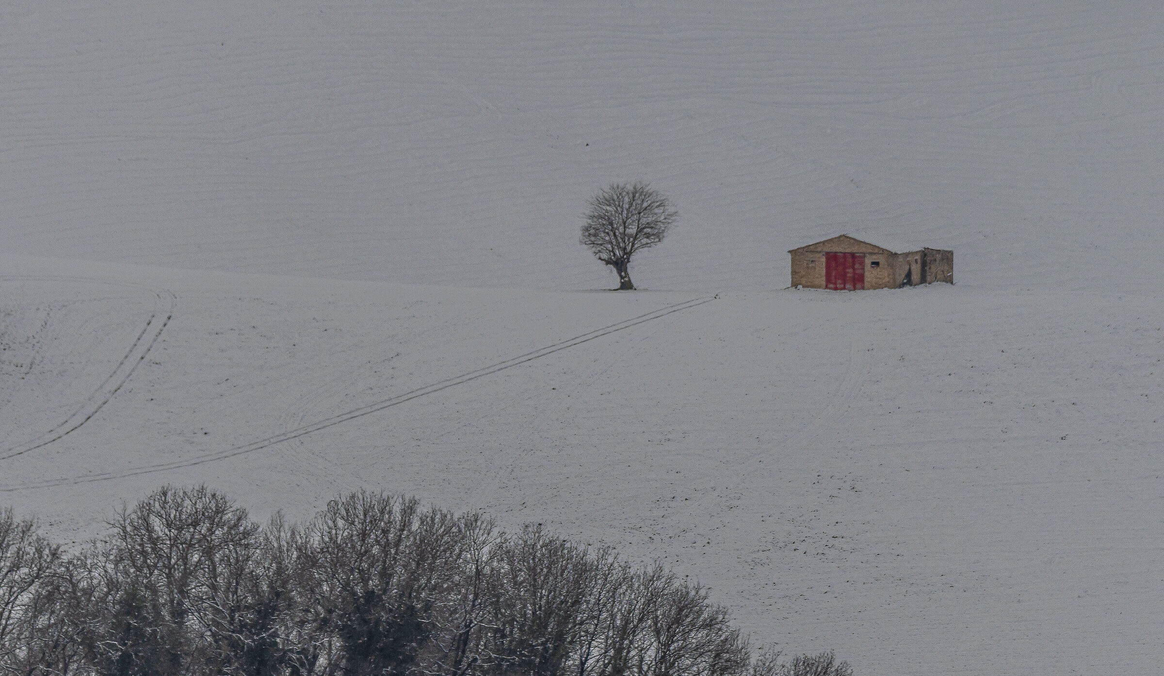 la casetta imbiancata