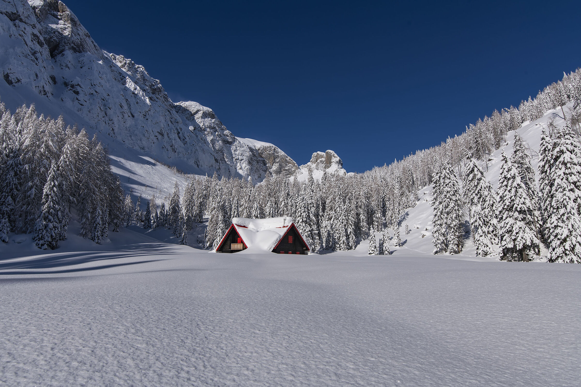 Hut Winkel Italian Austrian border alps