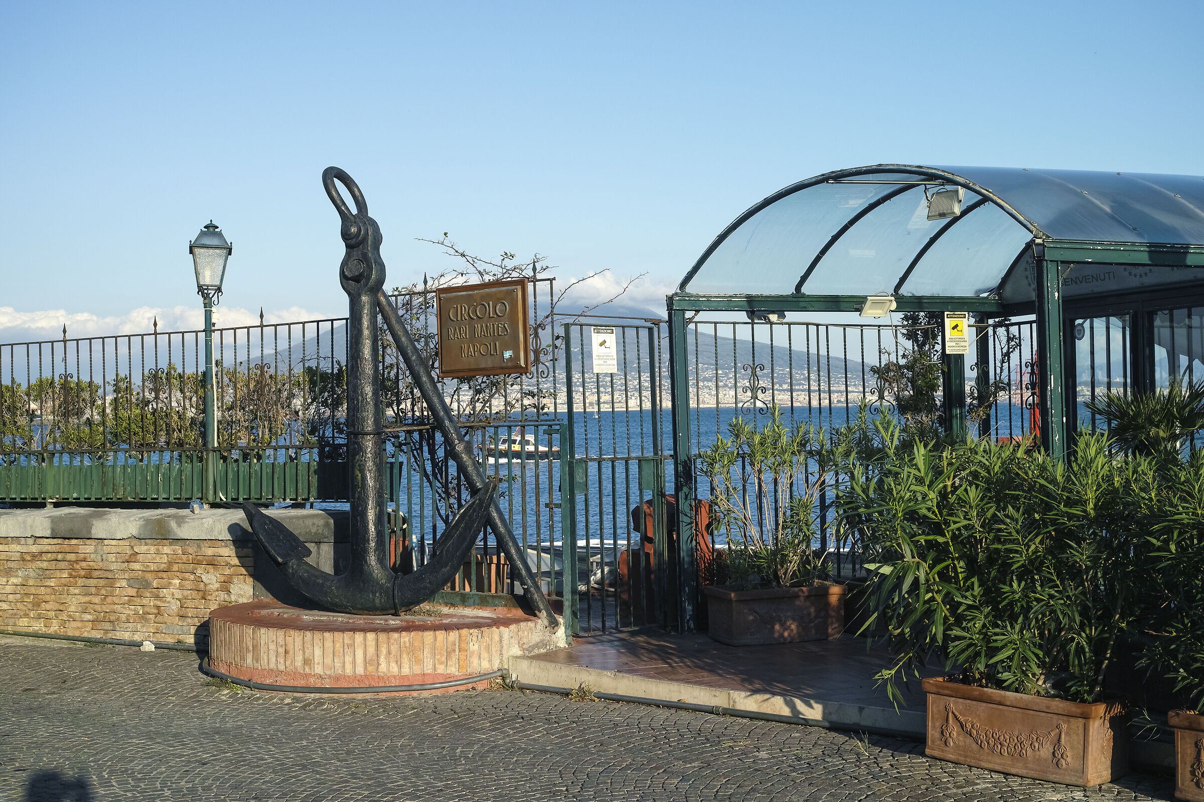 Entrance circle Rari Nantes - Naples