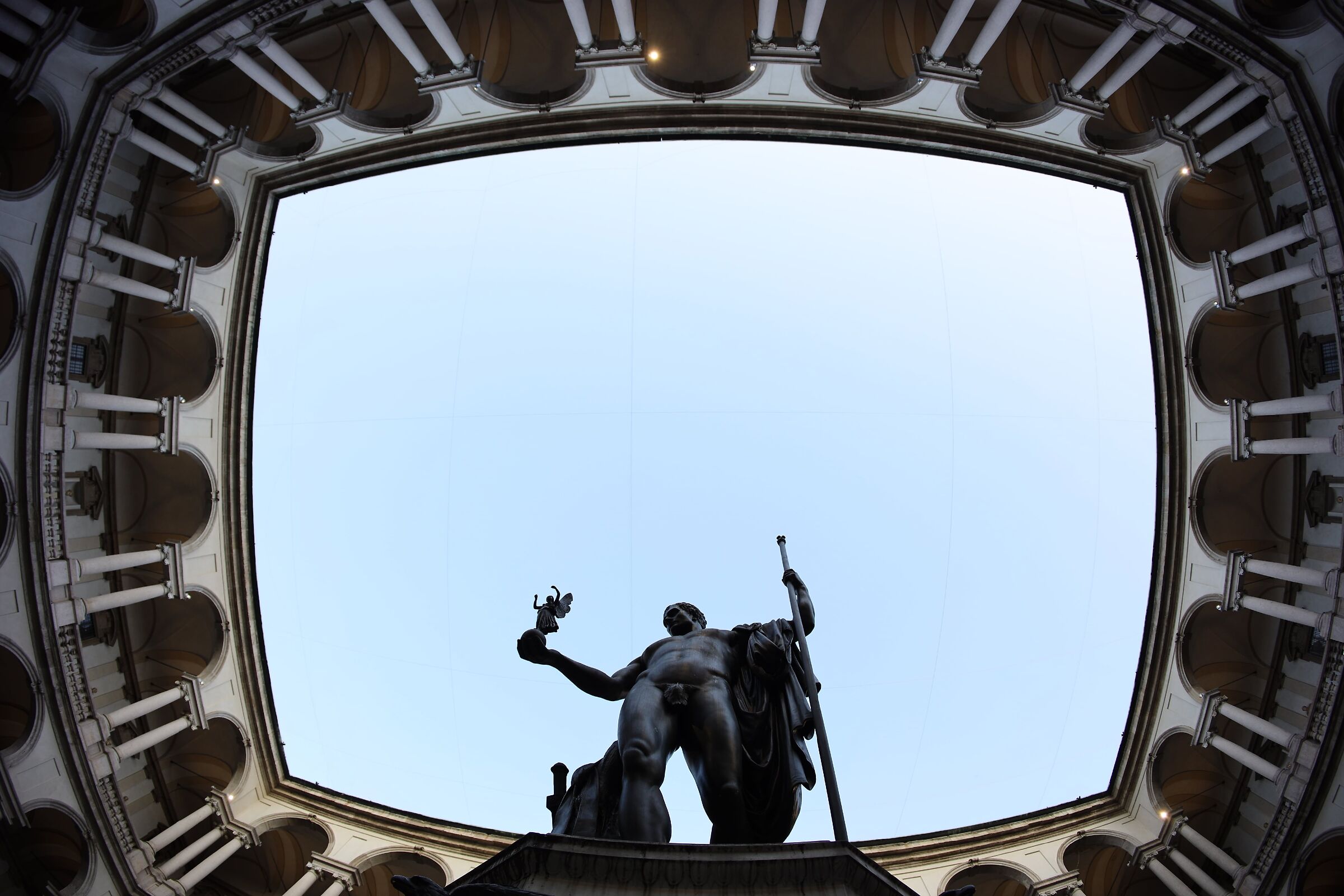 Canova in paninoteca (Pinacoteca di Brera, Milan)
