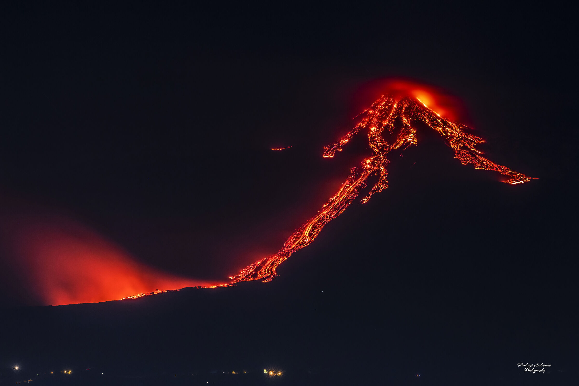 Vulcano Etna in Eruzione