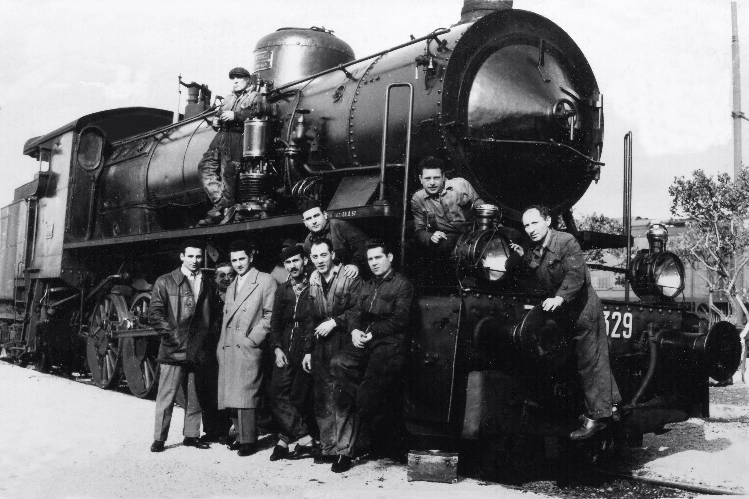 1950s train drivers - dedicated to Edo73