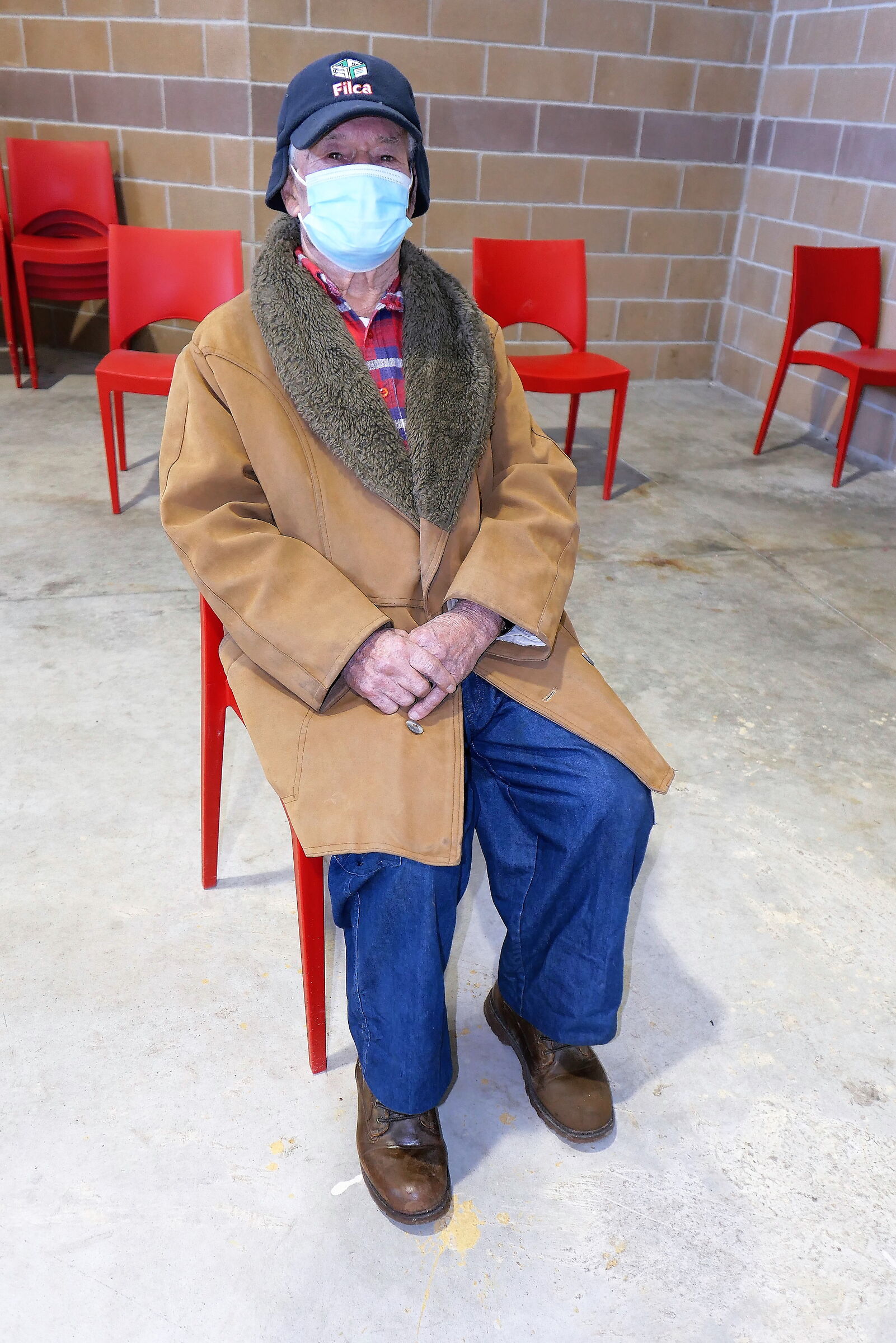 Primo vaccinato degli anziani!