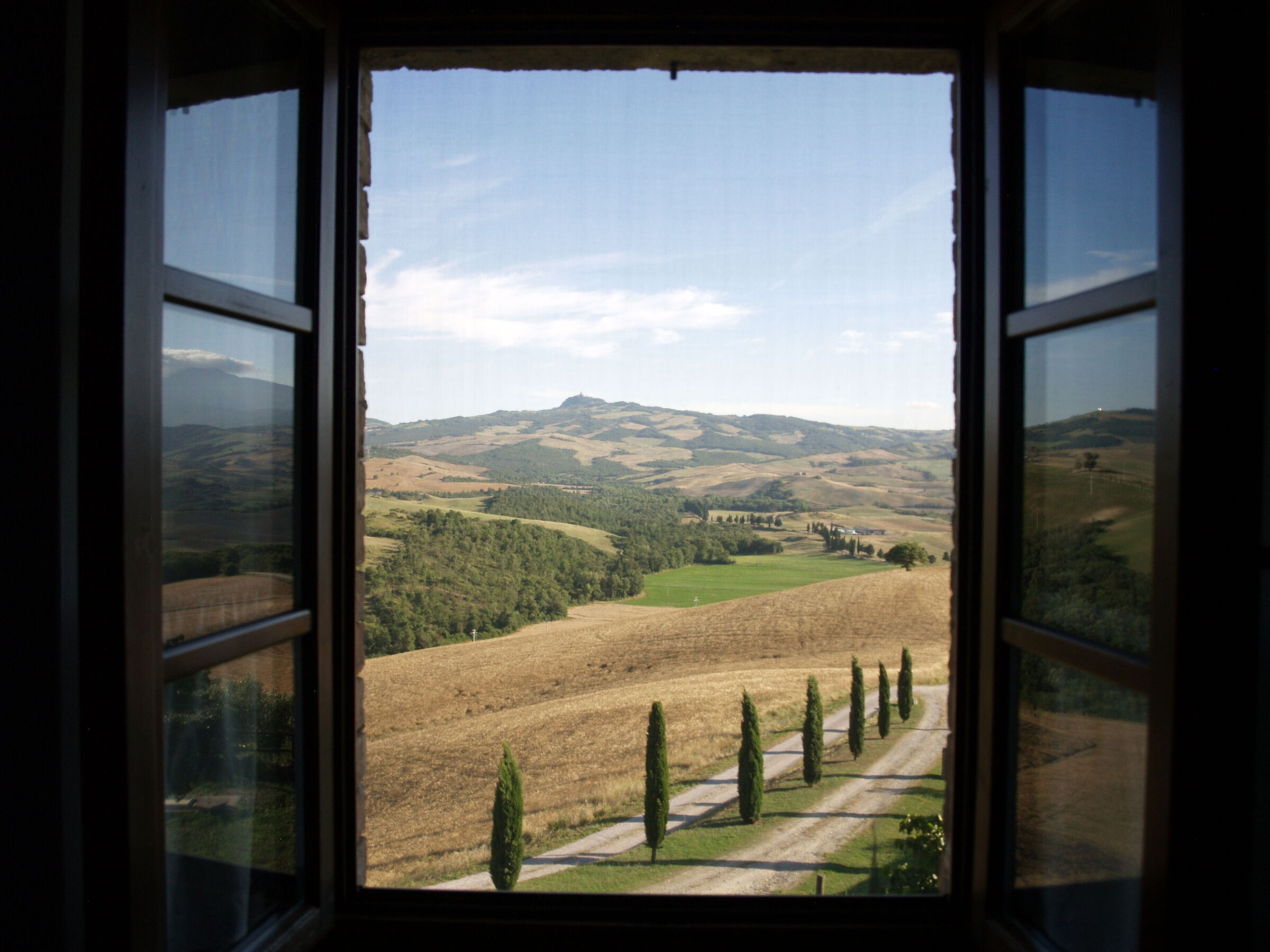casa panata. vista su radicofani