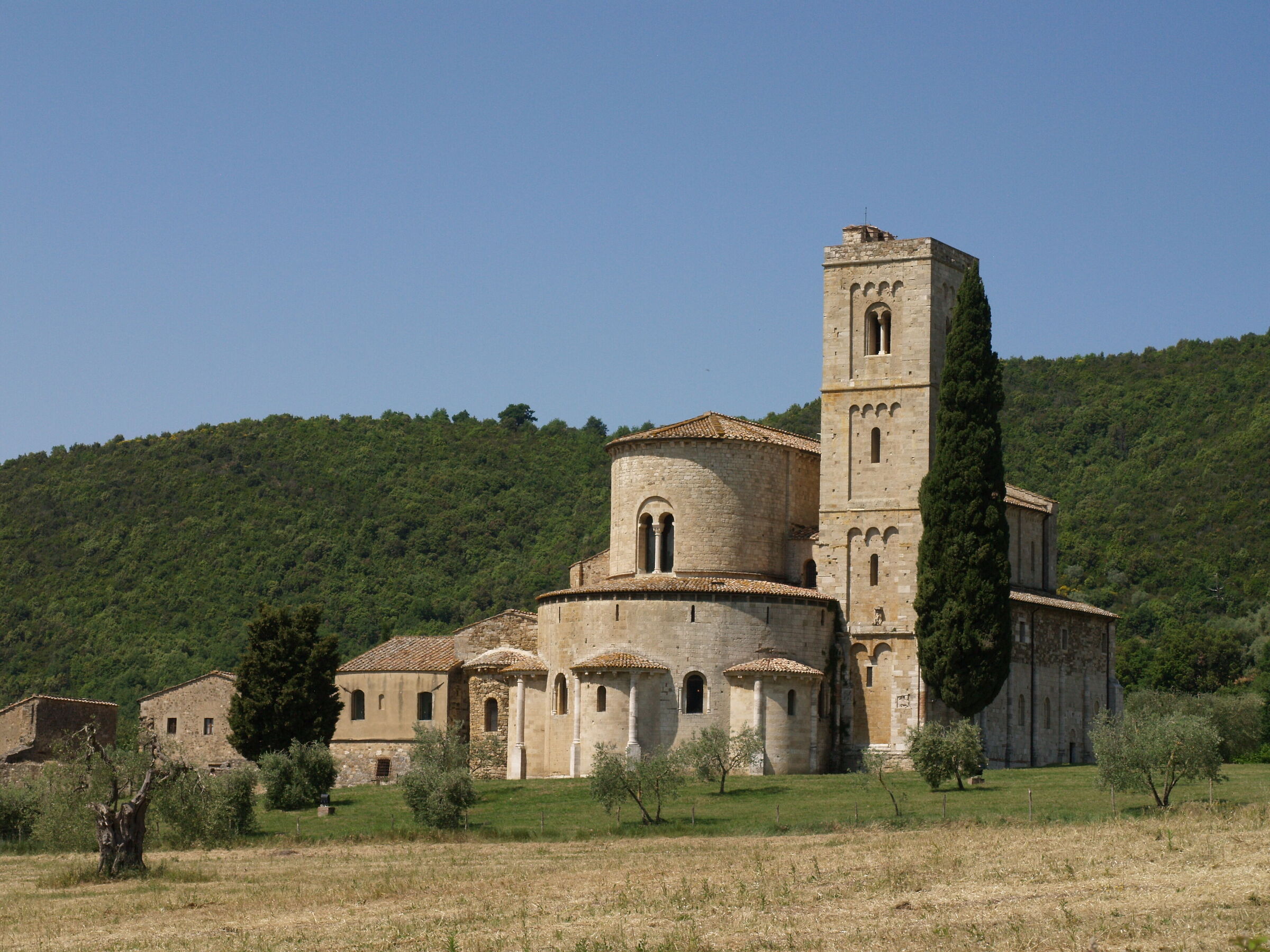 sant'antimo. abbazia
