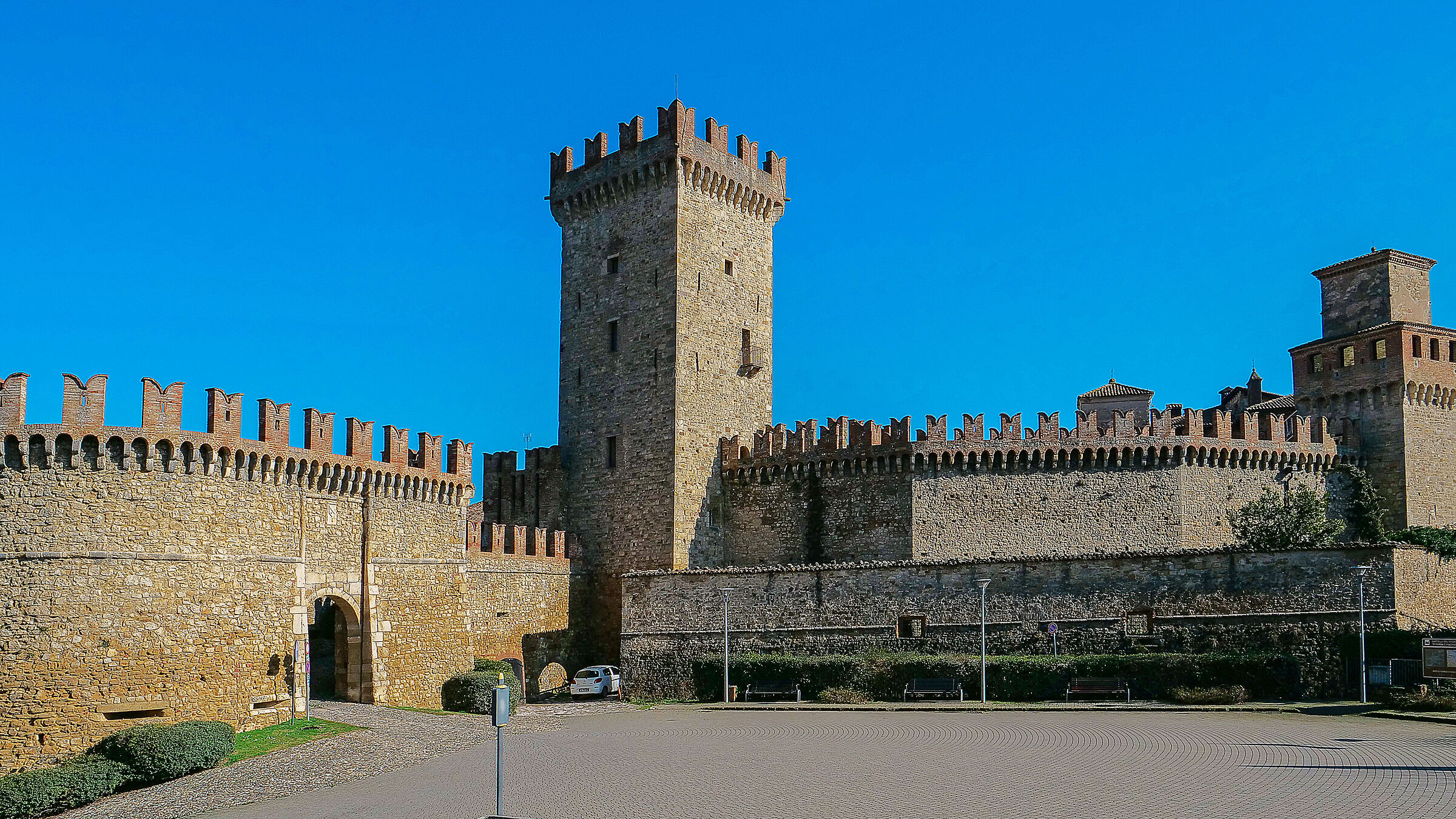 Castello di Vigoleno - Piacenza