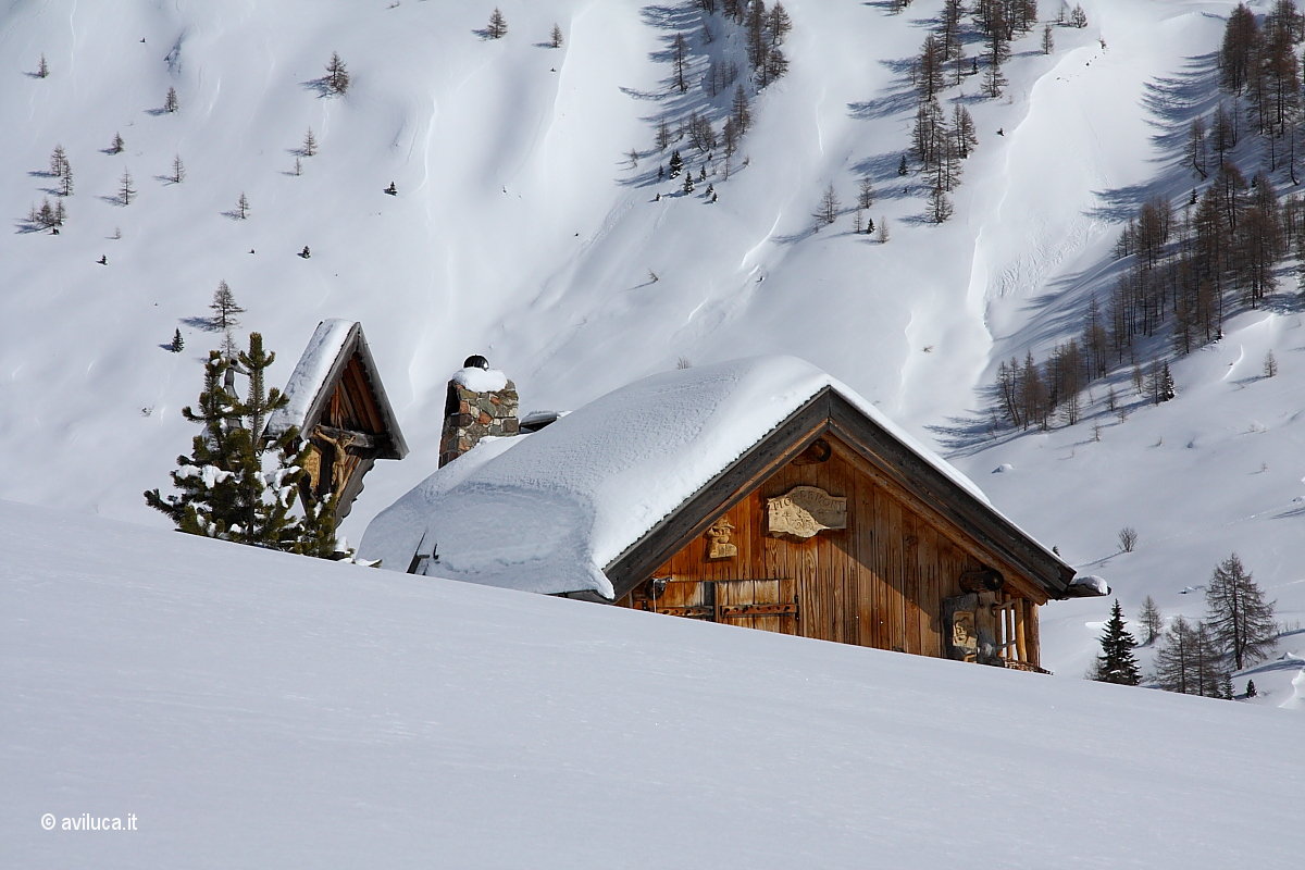 Baita al passo San Pellegrino...