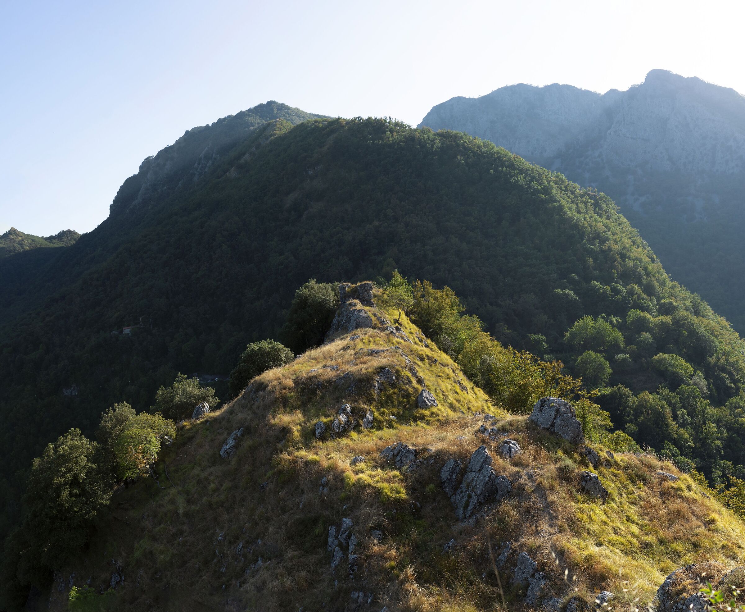 Montagne intorno a lucchio