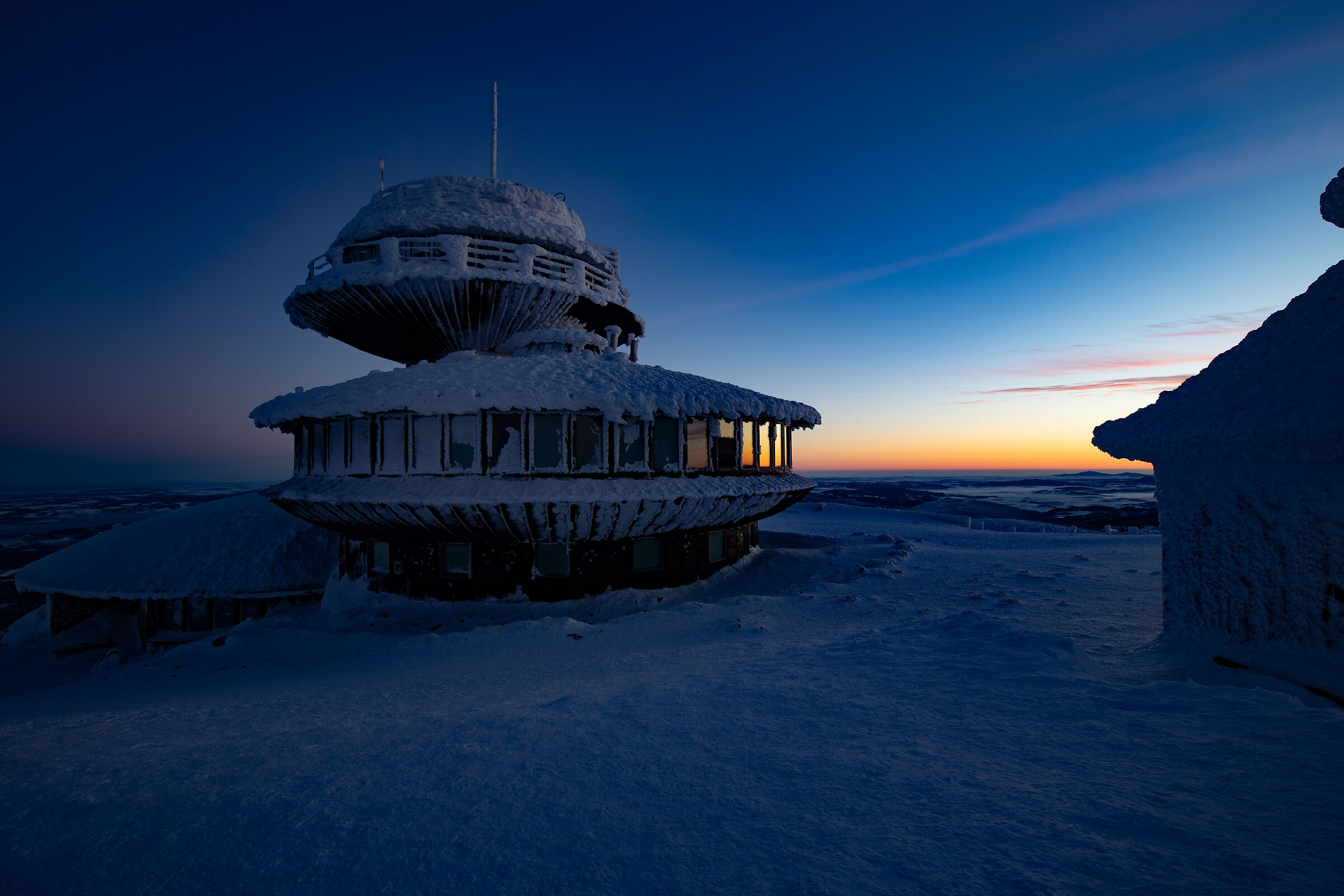 Before sunrise on Śniezka (1,603 m)