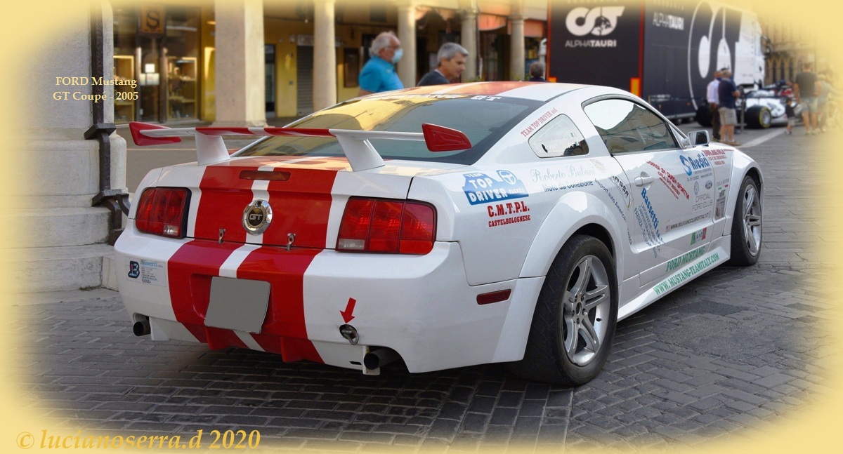 Ford Mustang GT Coupé V Serie - 2005
