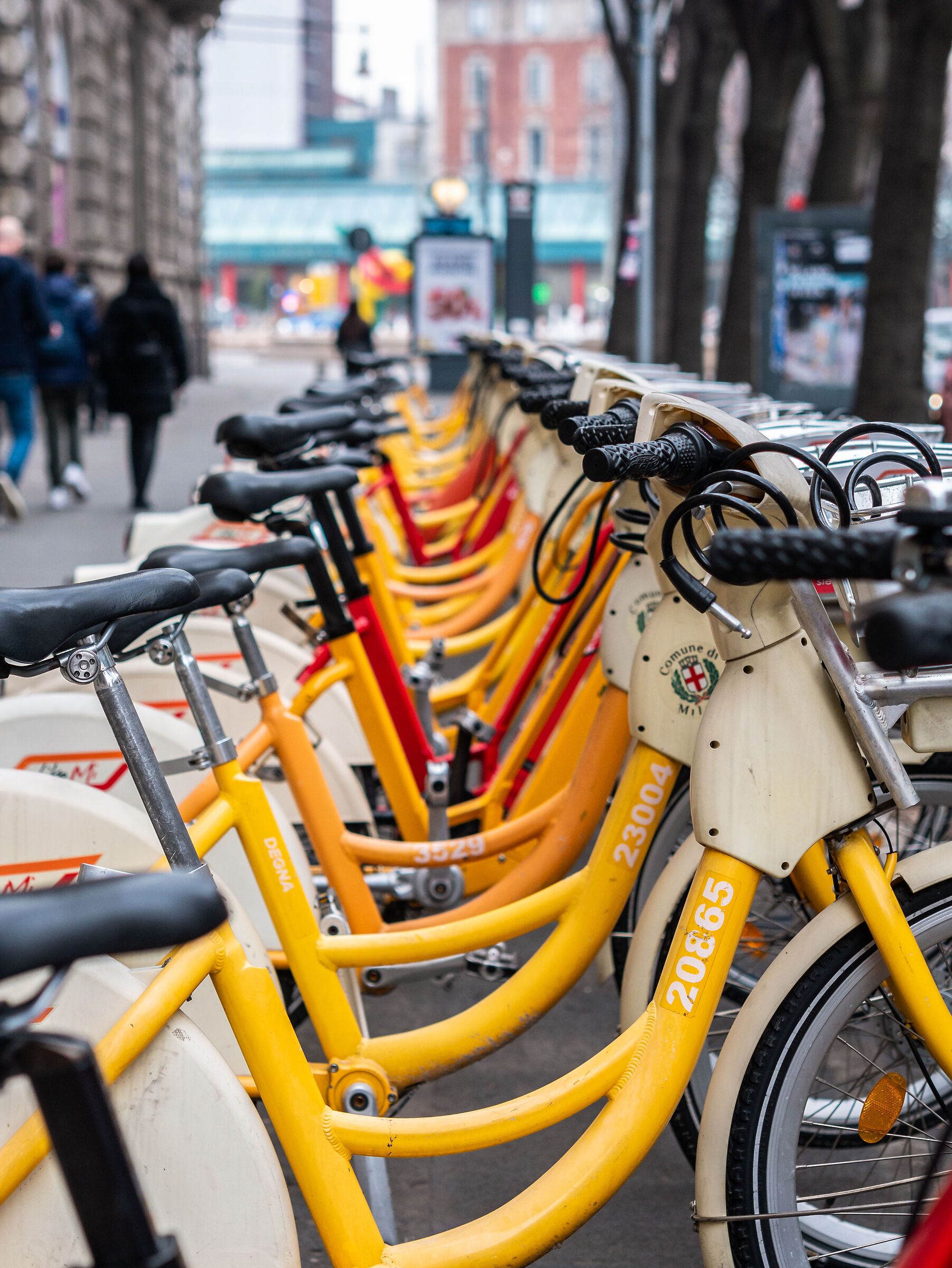 Bikes - Piazza Cadorna - Milan