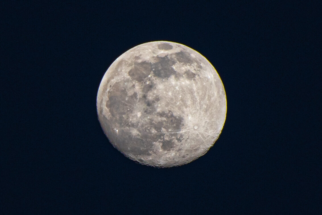 MOON 25-02-2021