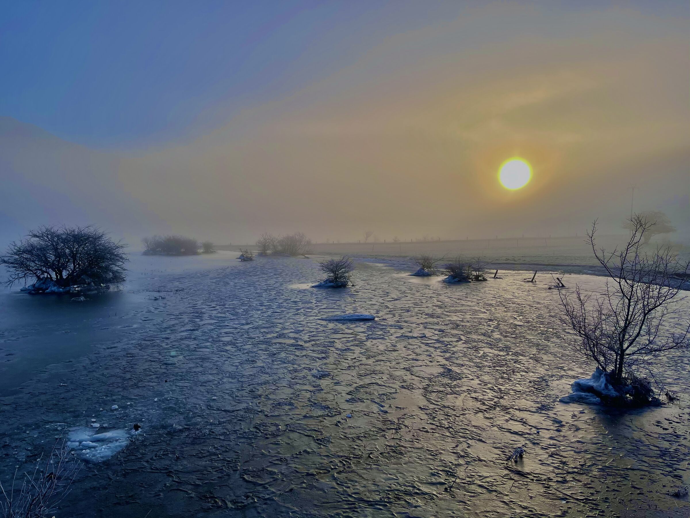 Alba lago Matese