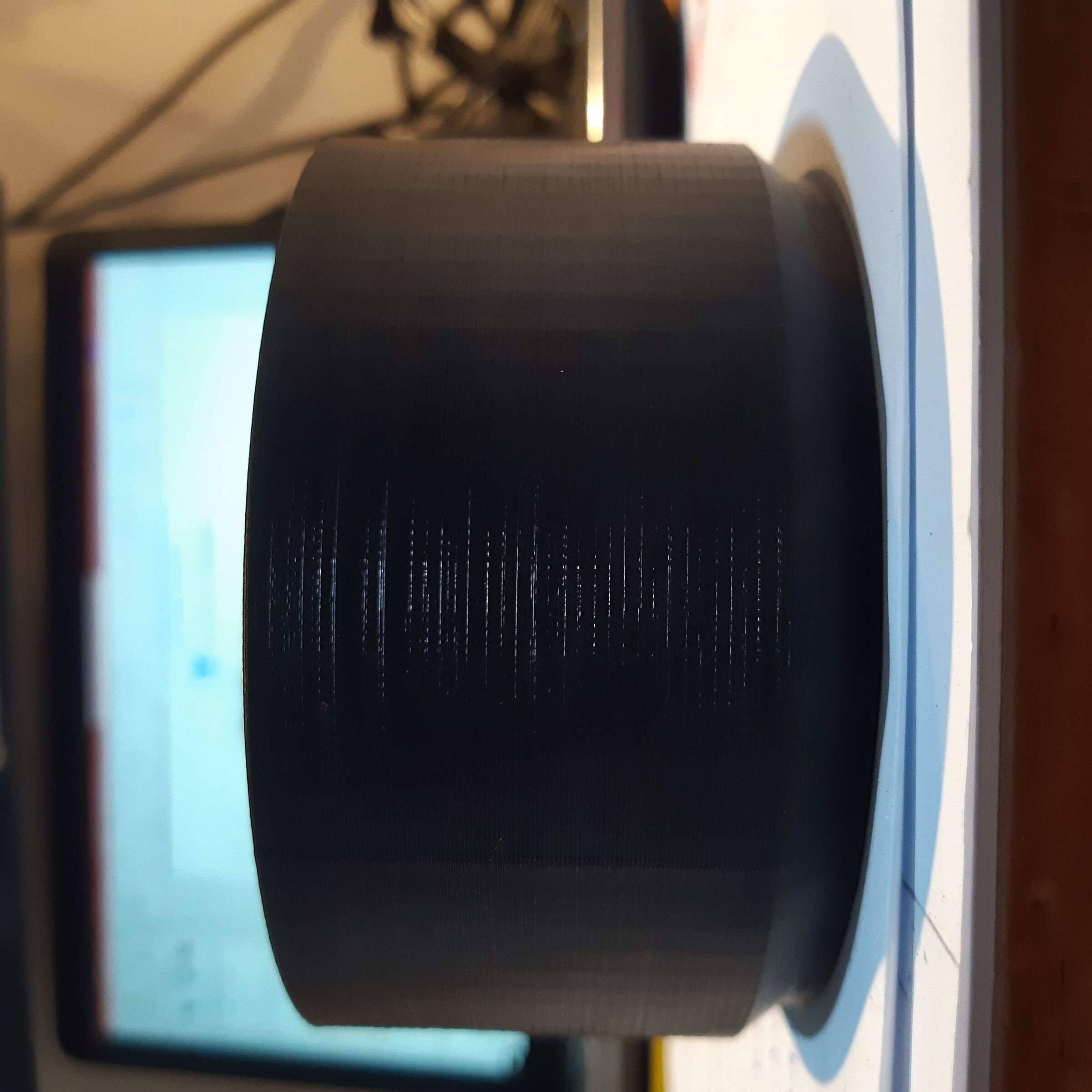 Lens hood 80-200 2.8 d