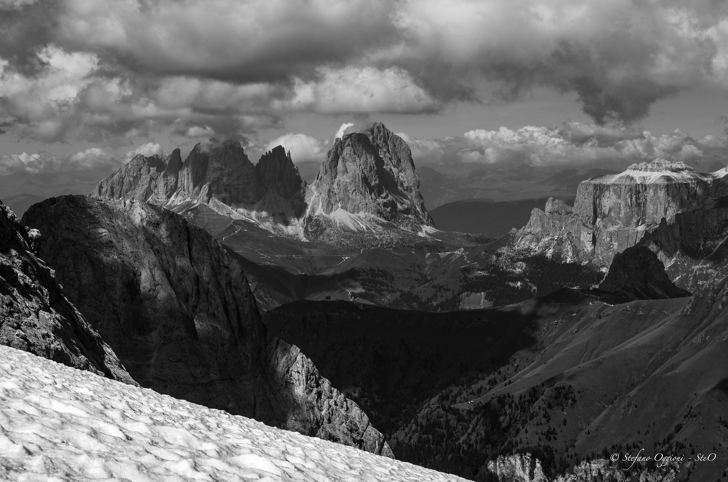 Marmolada, vista sul Sasso Lungo e il Sella