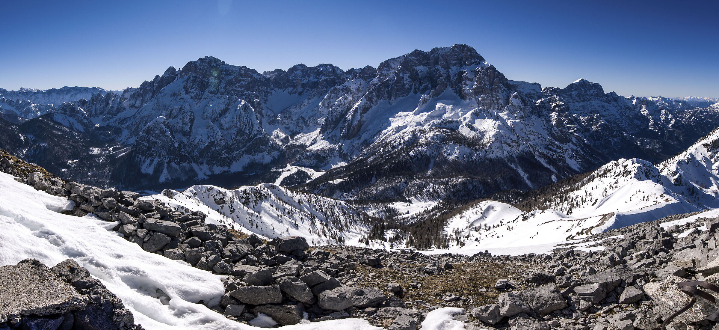 Overview of the noral side of the Montasio group, Julian Alp...