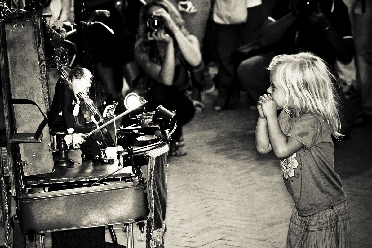 Mercantia... Magia..