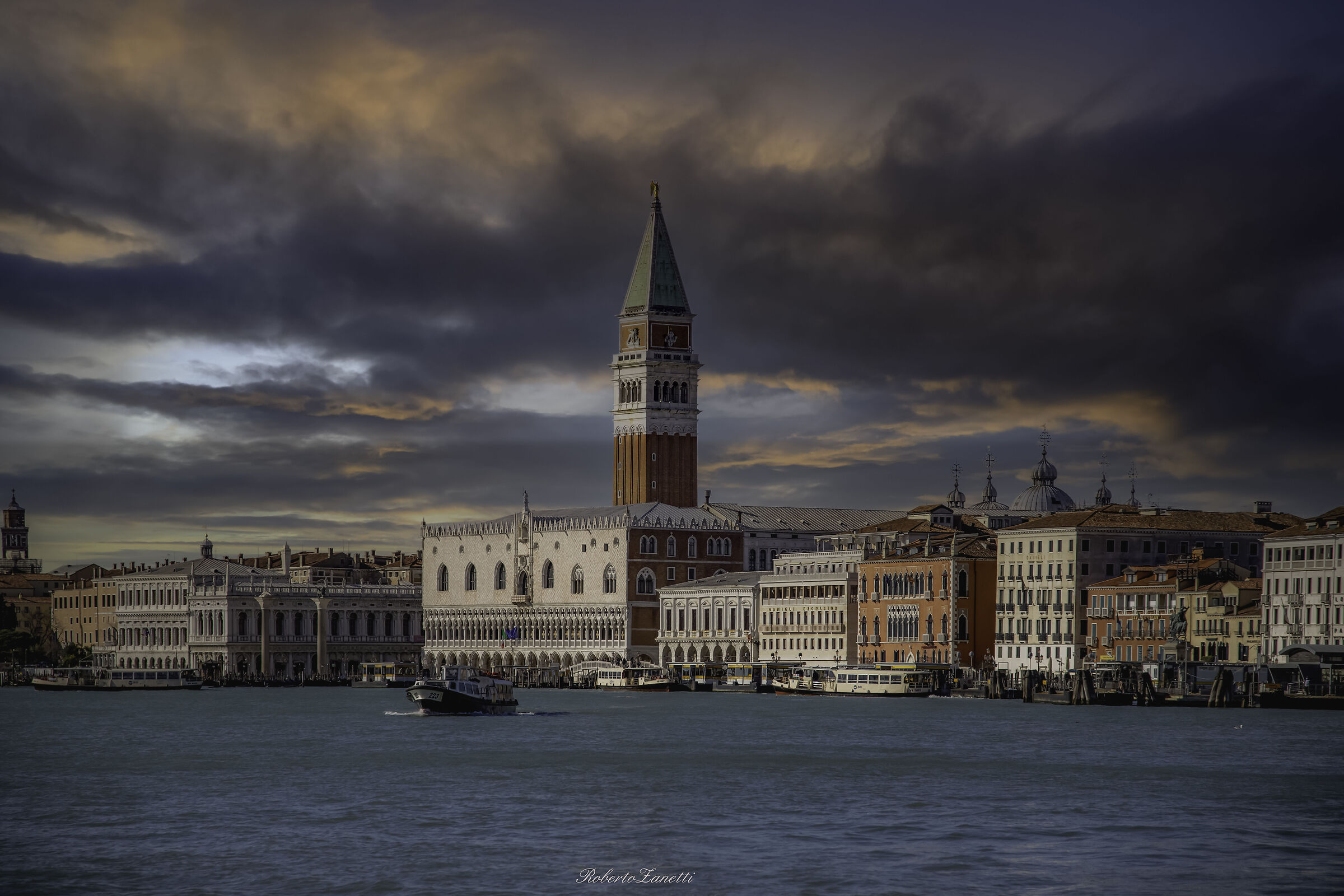 Verso piazza  San Marco