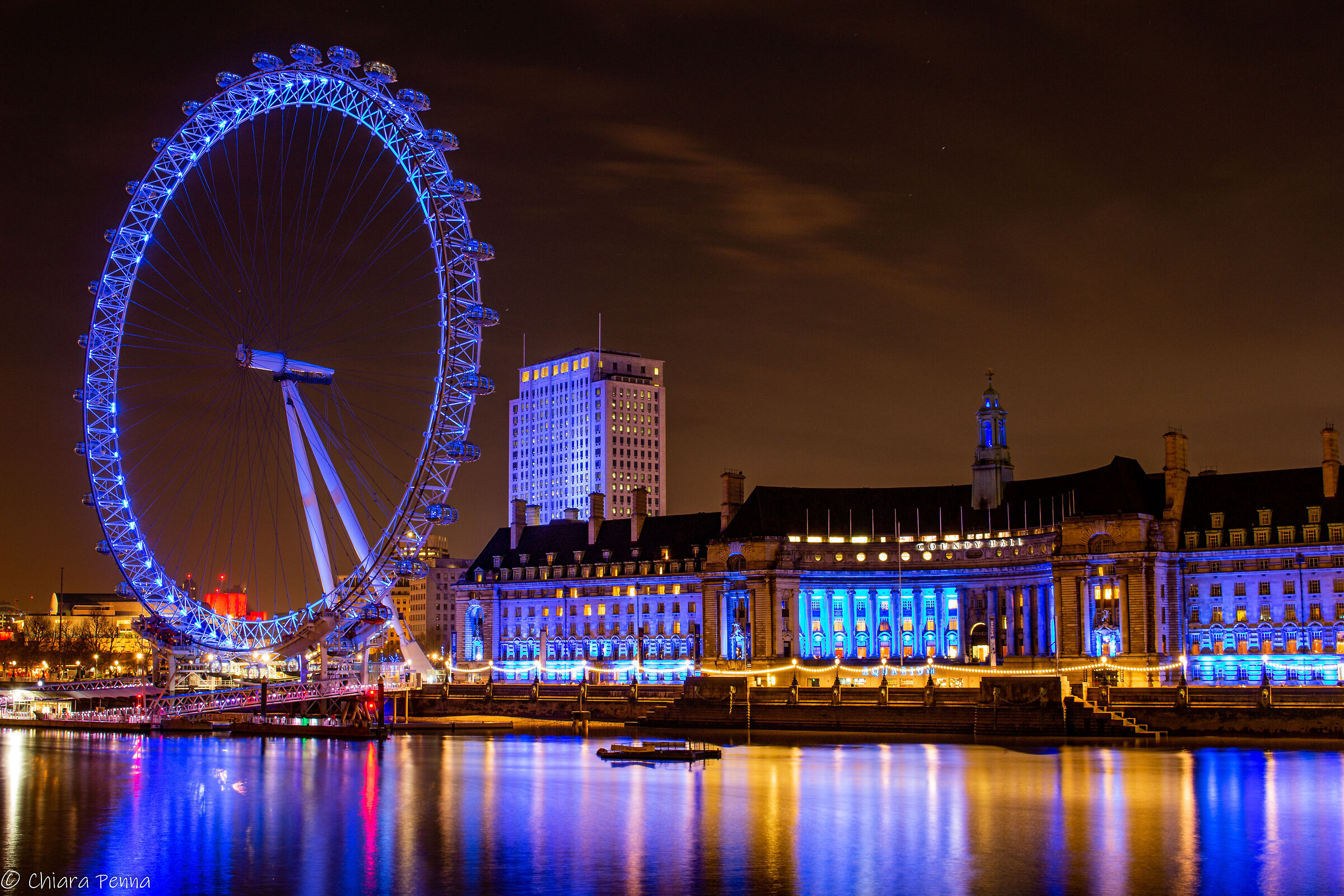 London eye by night