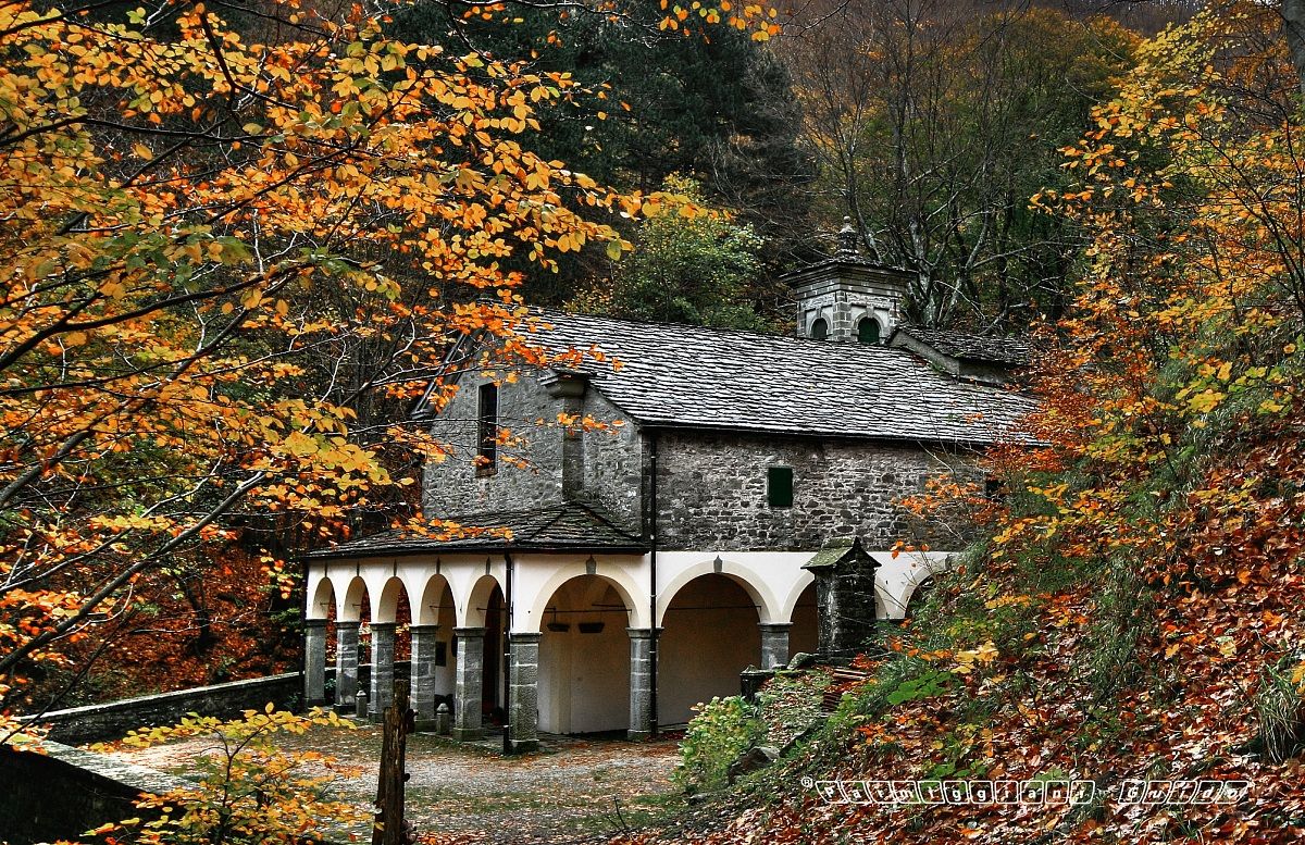 Sanctuary of Our Lady of the Beech - Castelluccio - Por