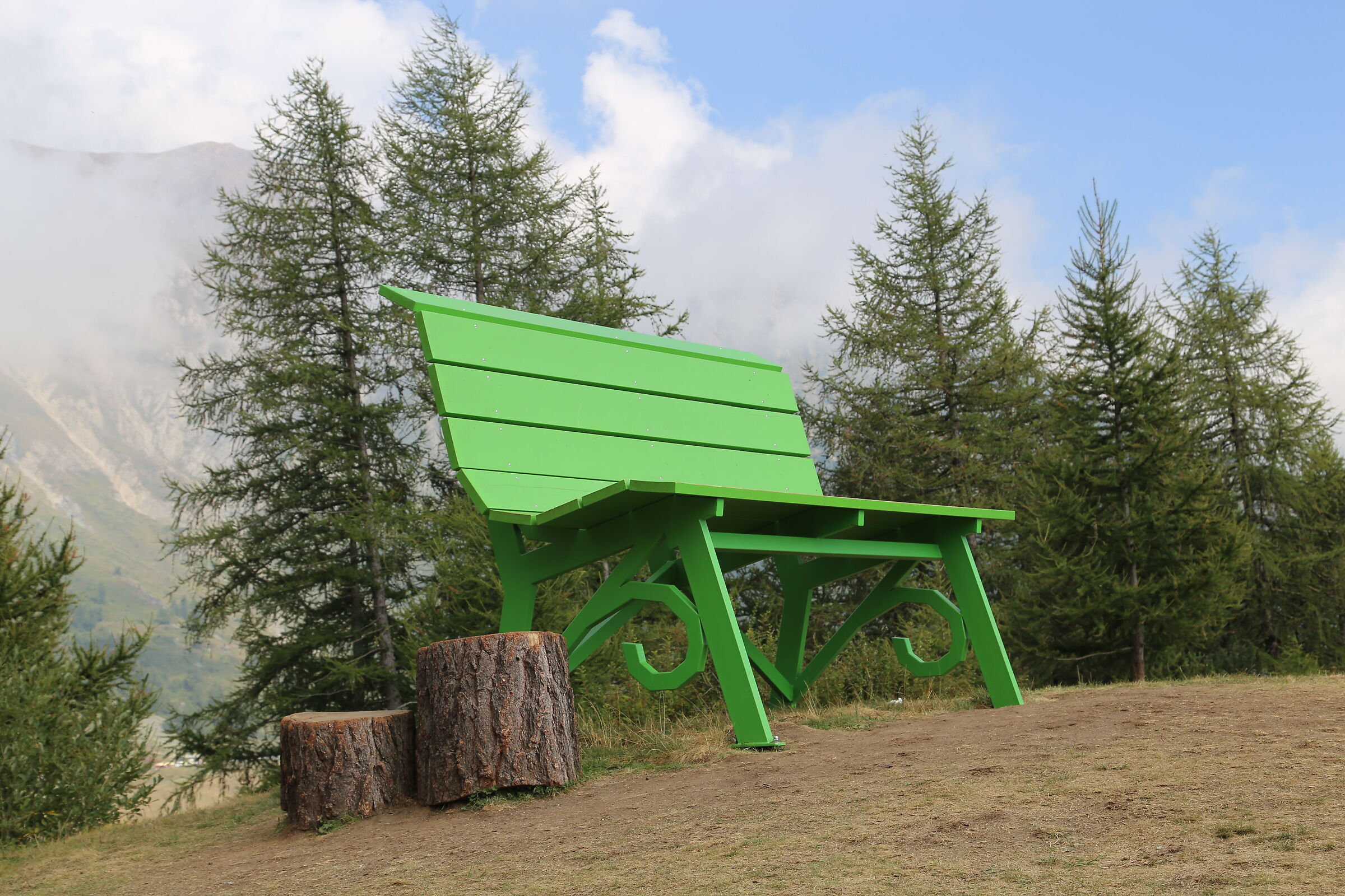 Giant bench - Alpe plain
