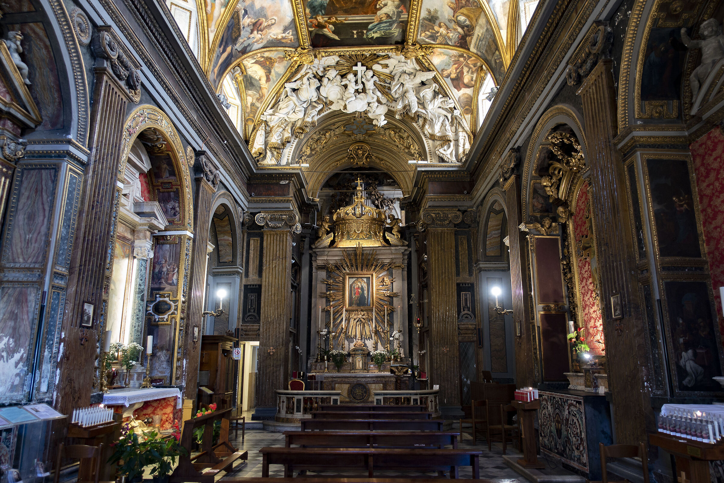 Santa Maria in Trivio - Roma