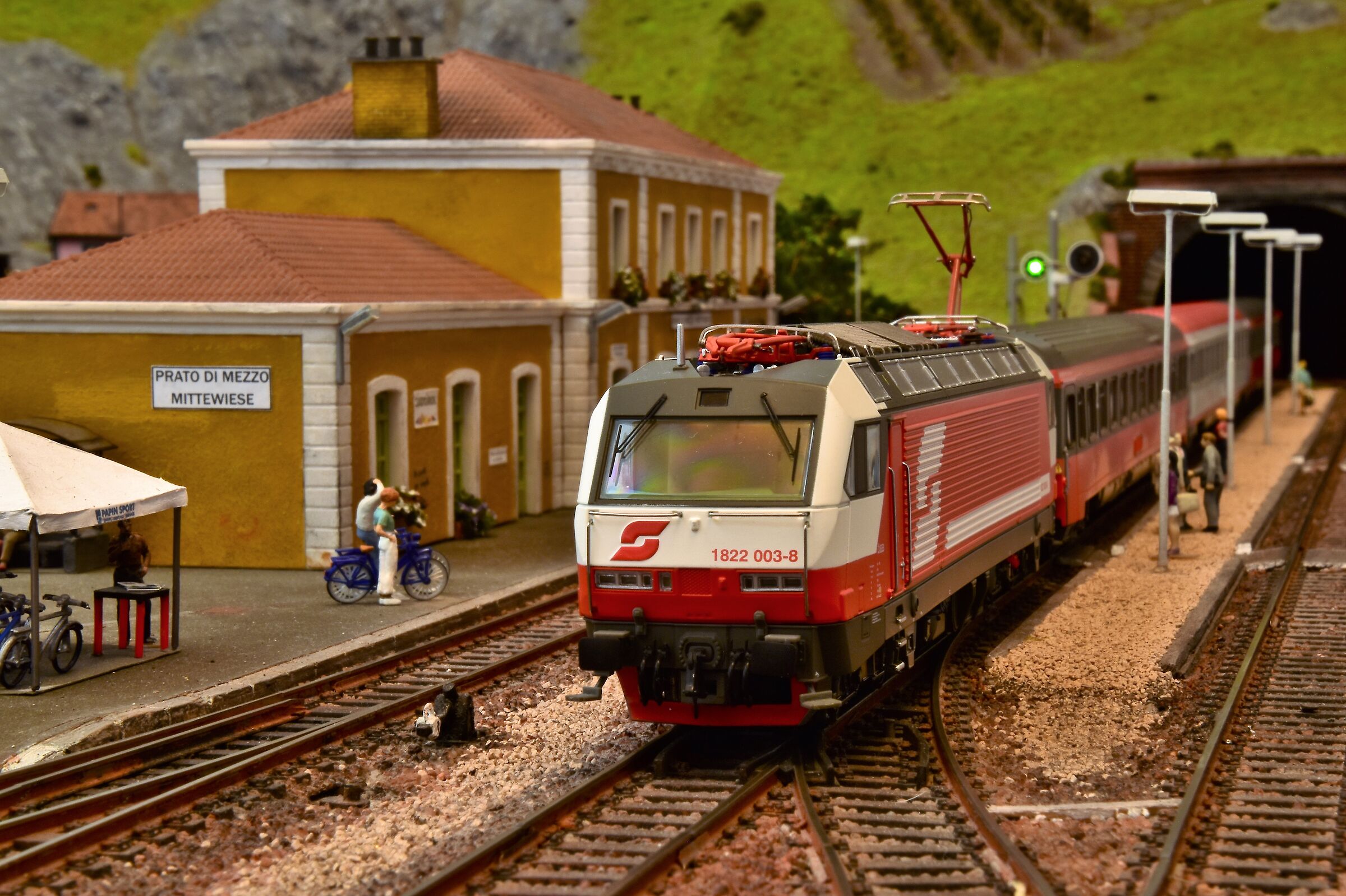 Obb 1822 -Korridorzuge