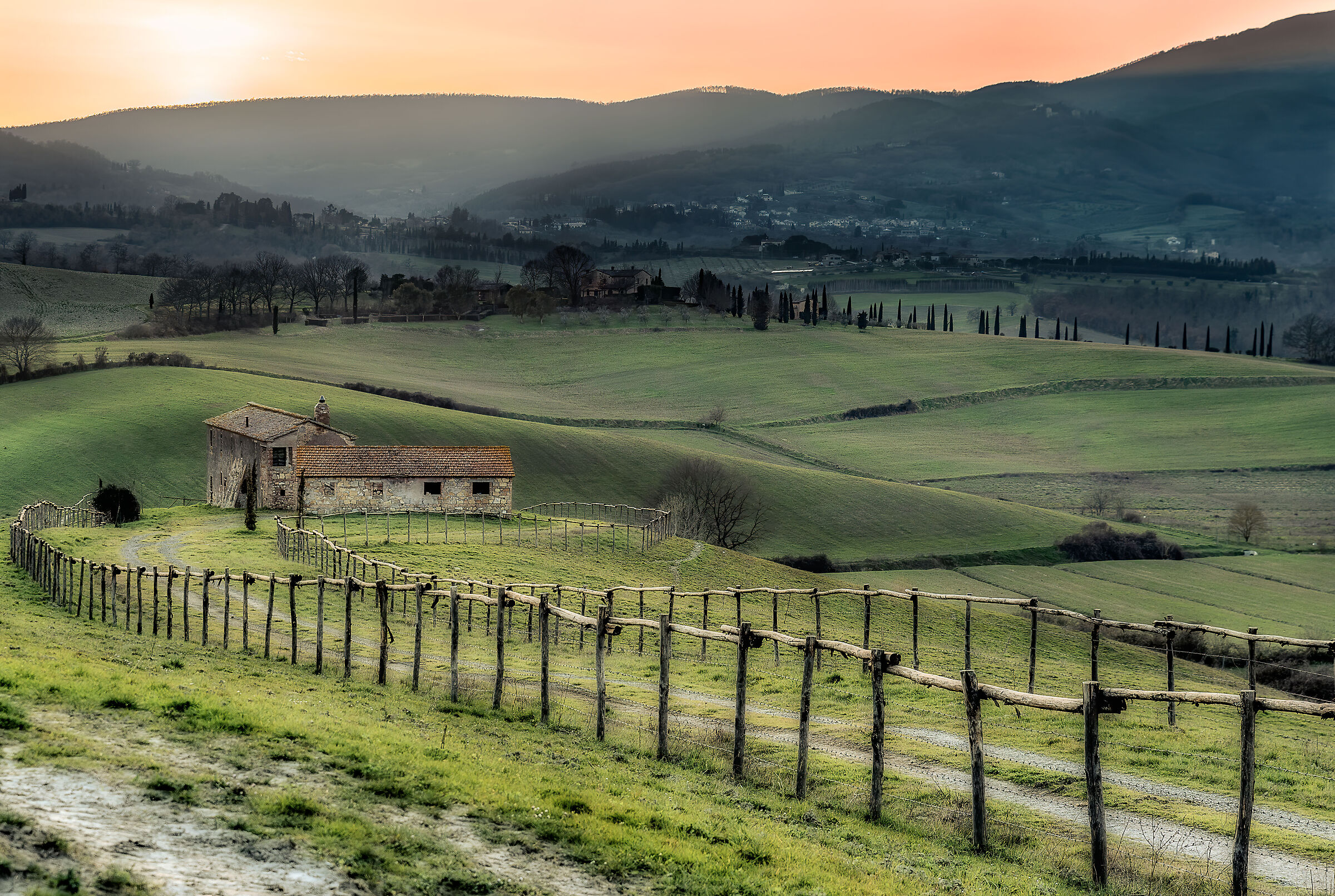 tramonto in valdichiana meridionale