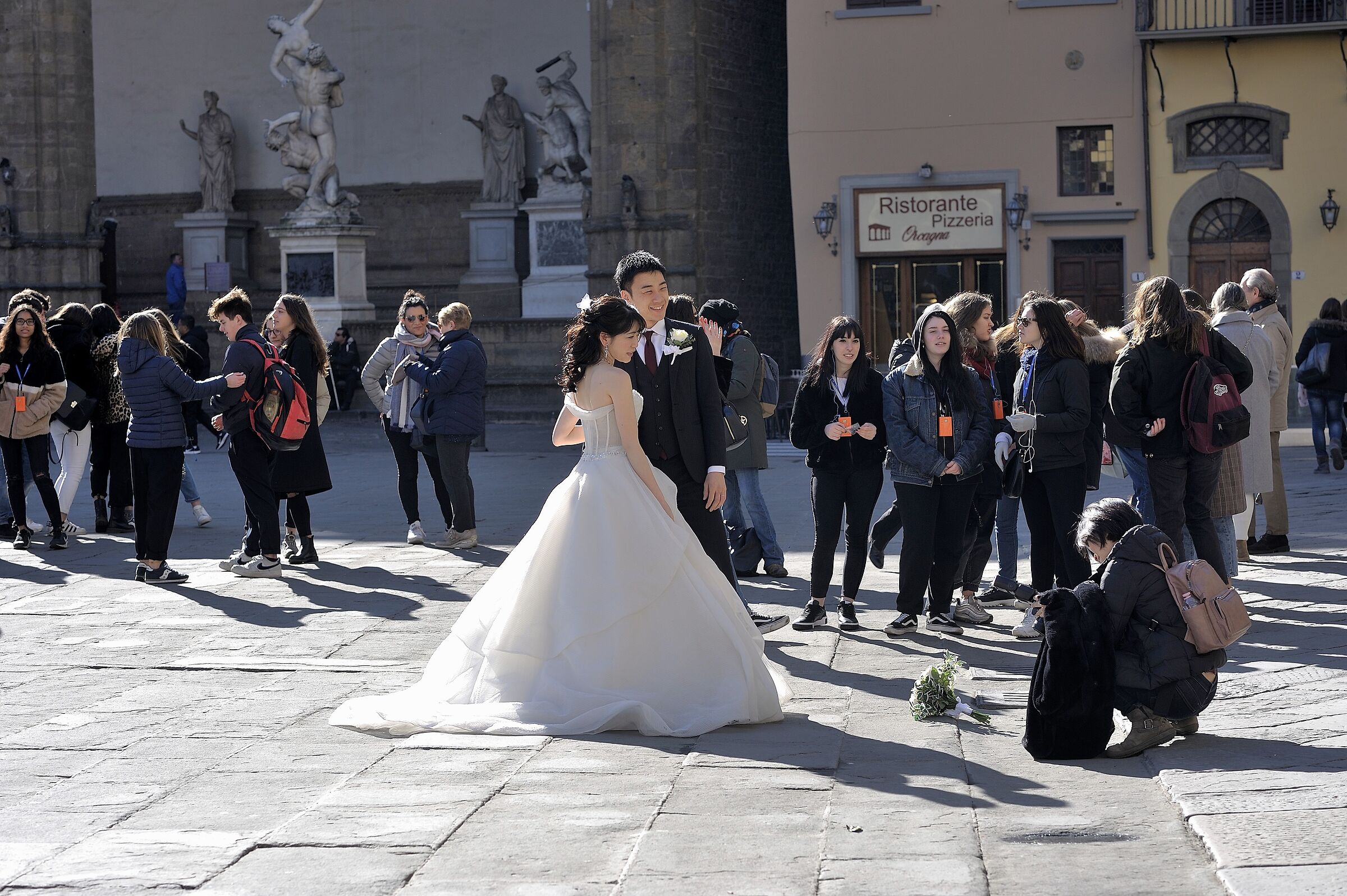 problemi per la fotografa con toppi ingombri.