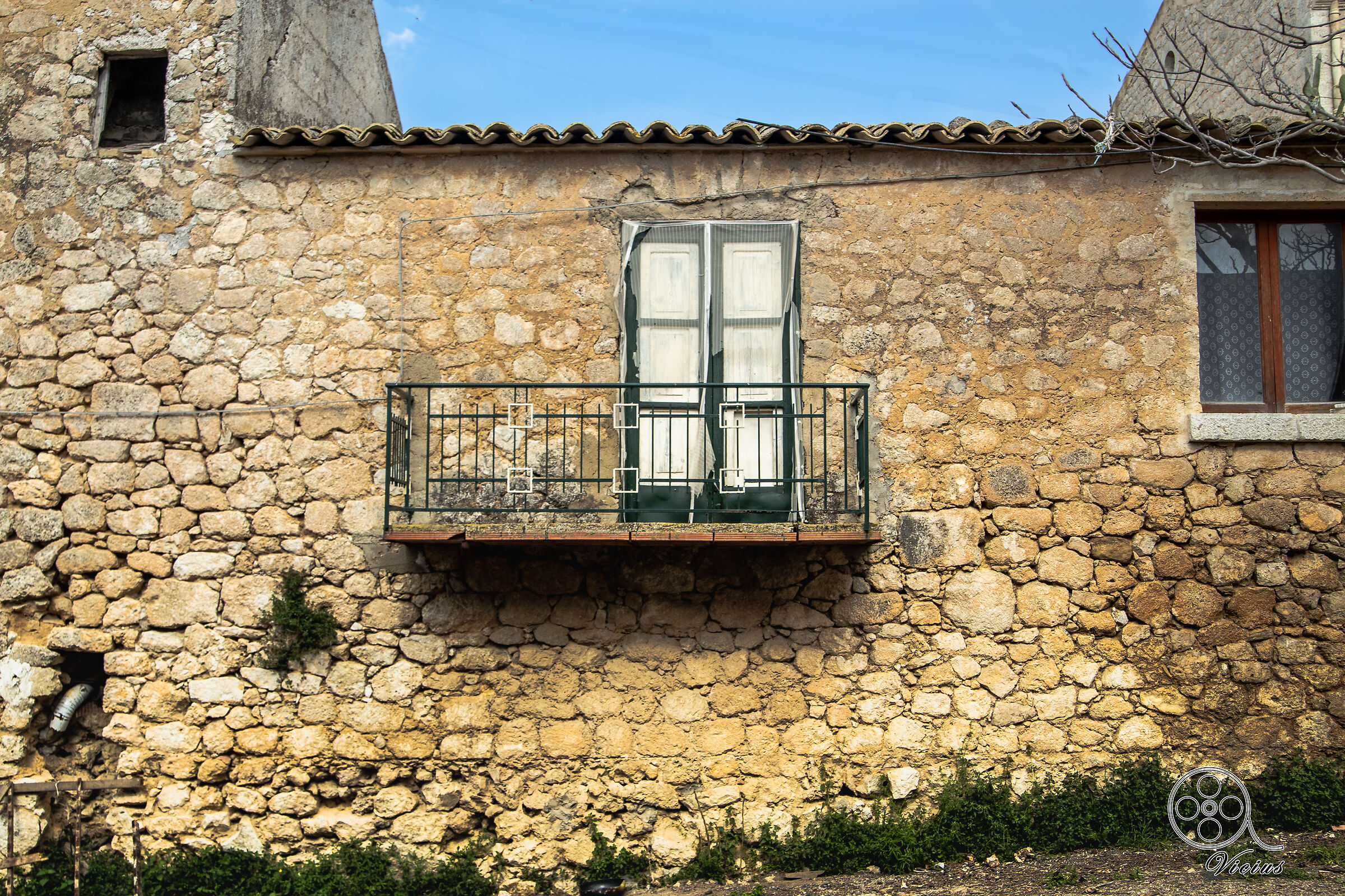 Balcone abbandonato