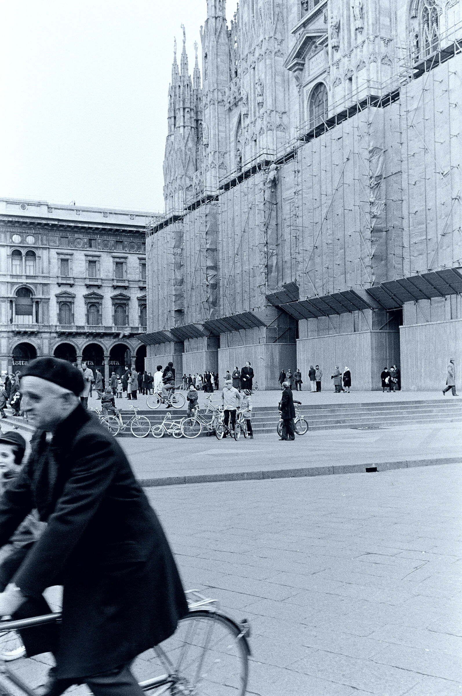 austerity 1973  - milano