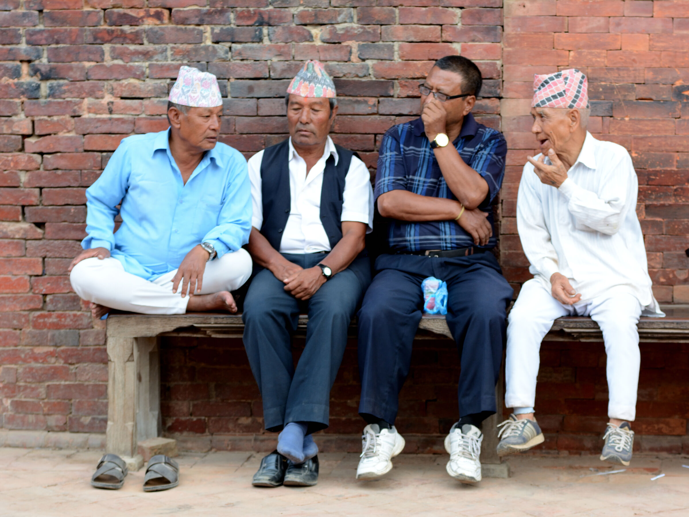 Anziani nepalesi a Patan, antica capitale