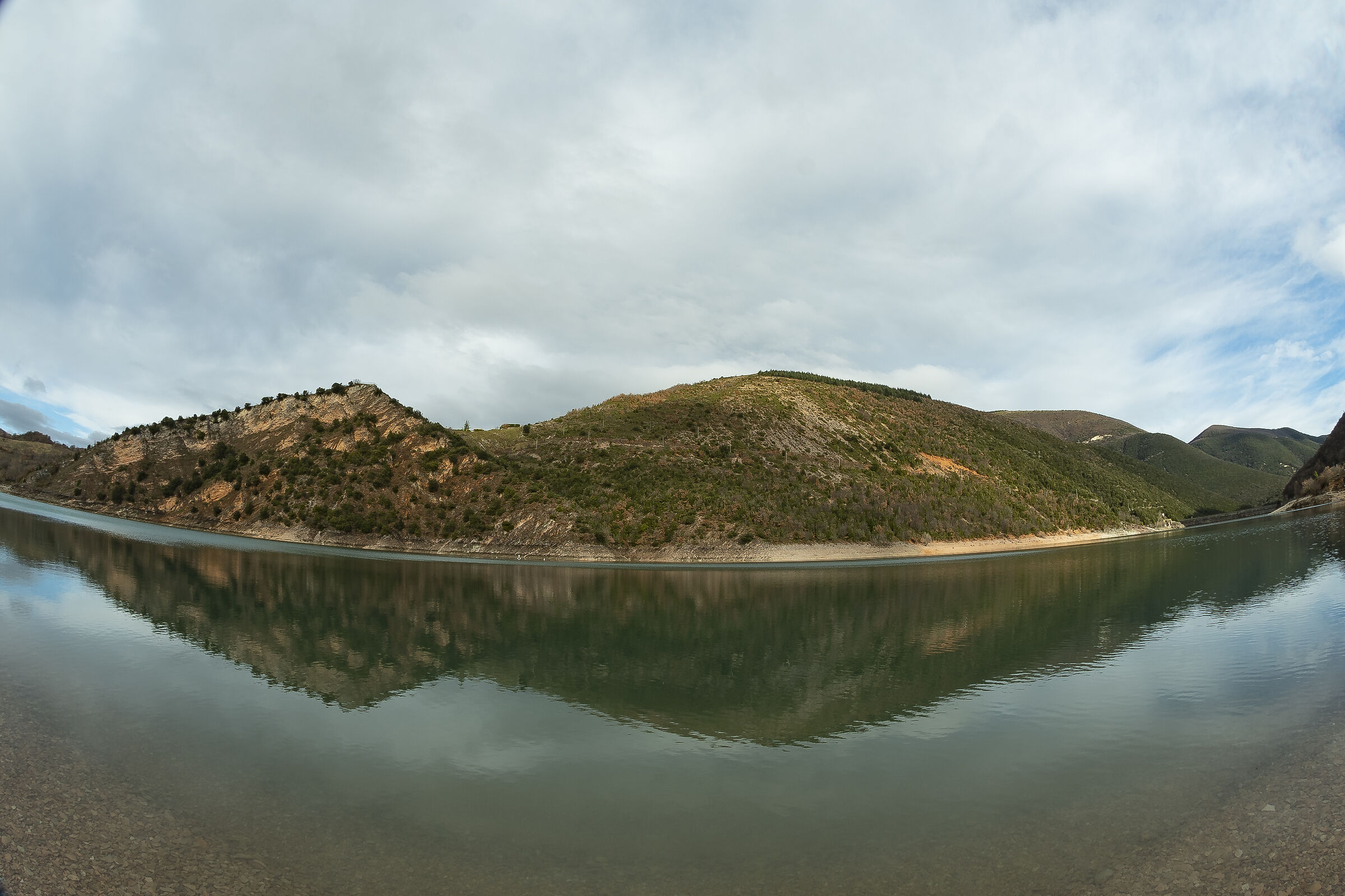 Lago di Fiastra