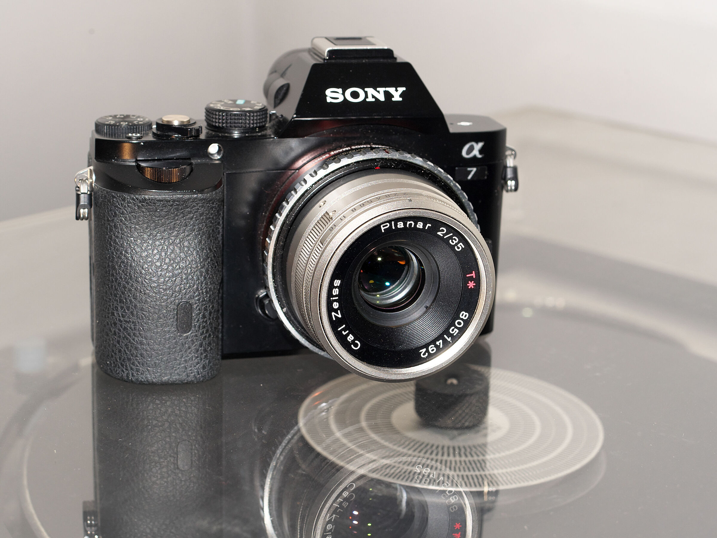 planar 35 2.0  attacco contax  g