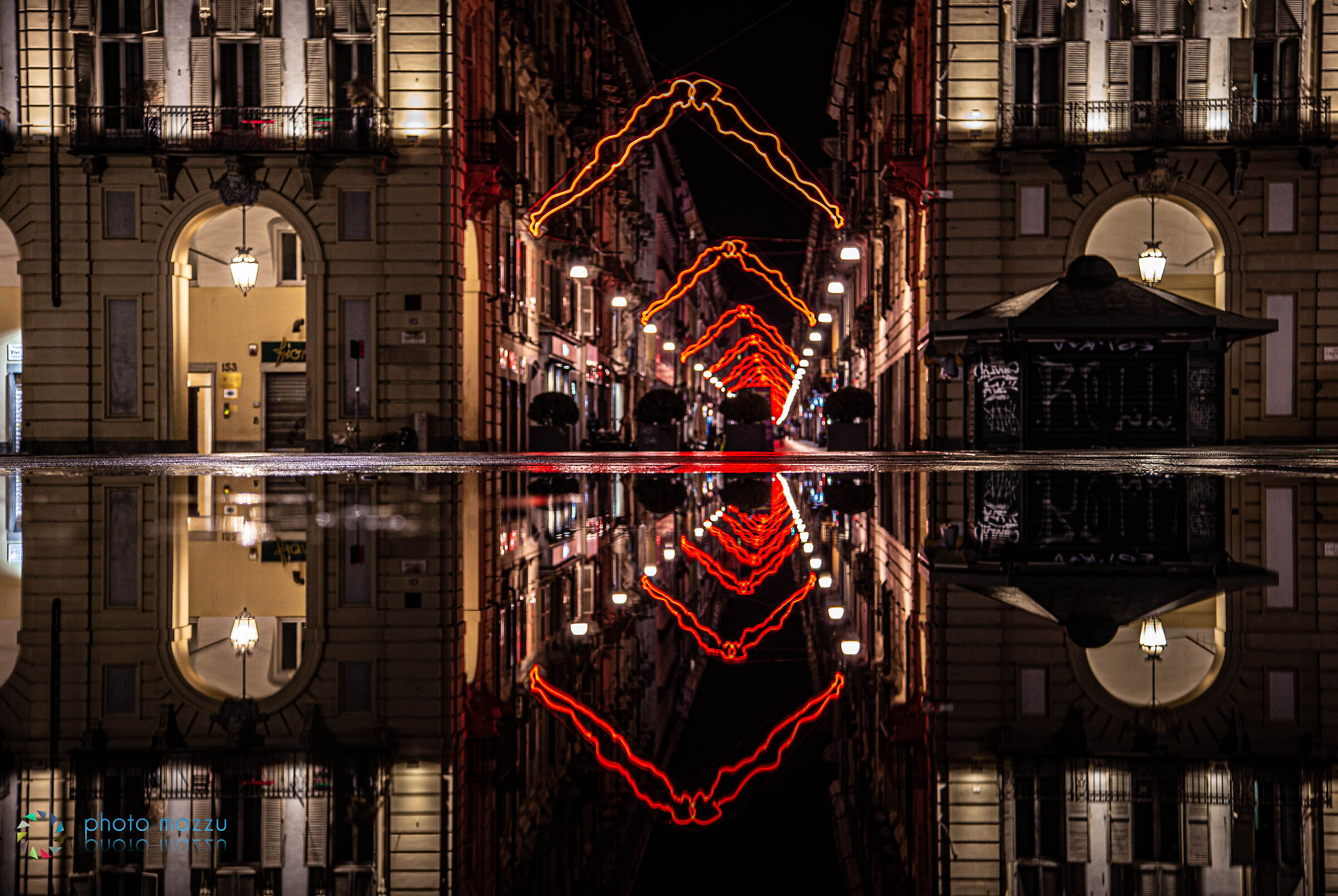 Via Garibaldi ipnotica