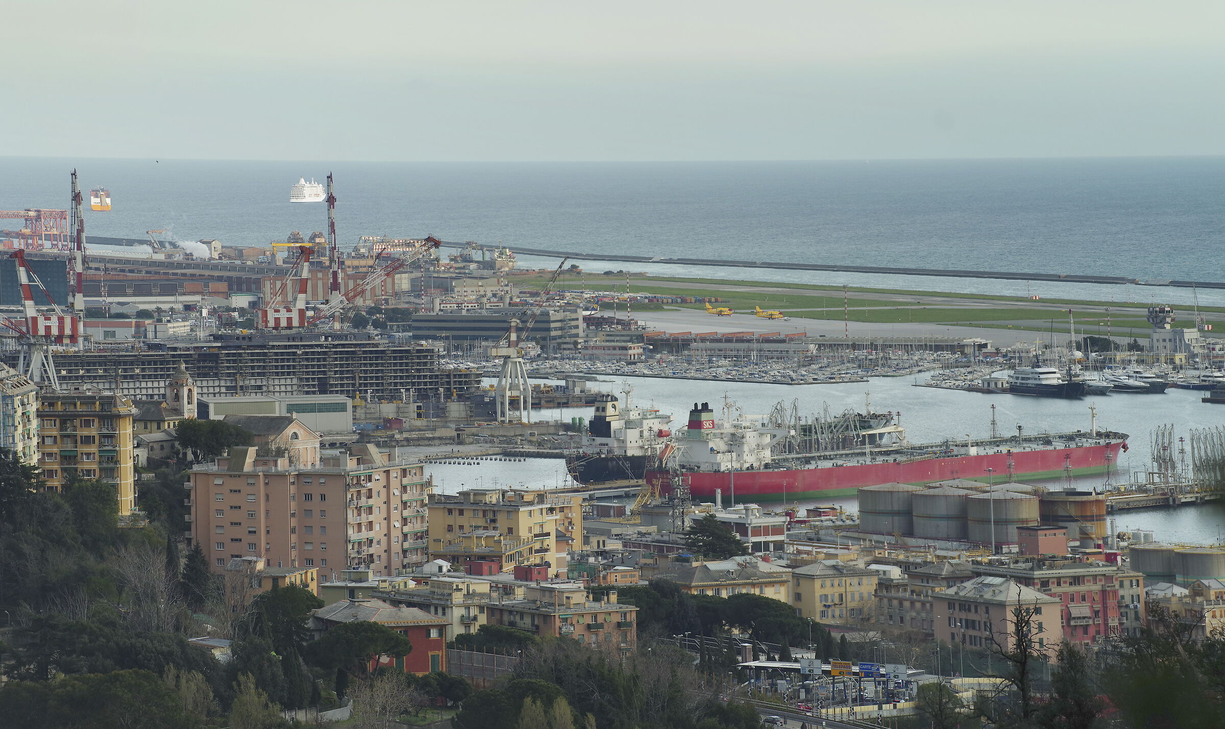 Genoa-Shipyard and Airport