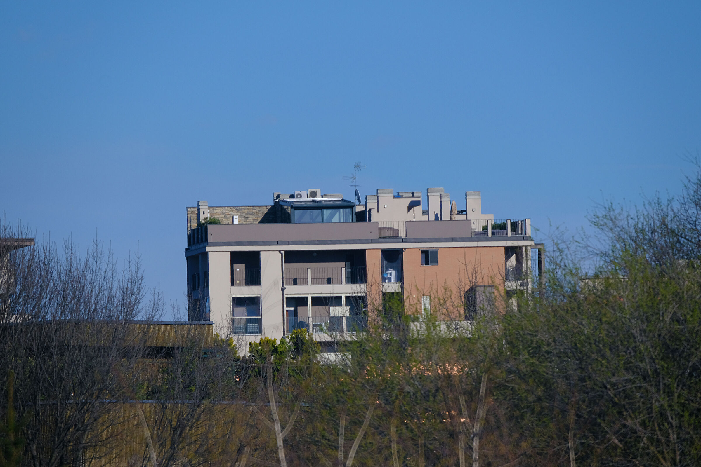 Tokina 300 mirror a 1.000 mt. con Photoshop