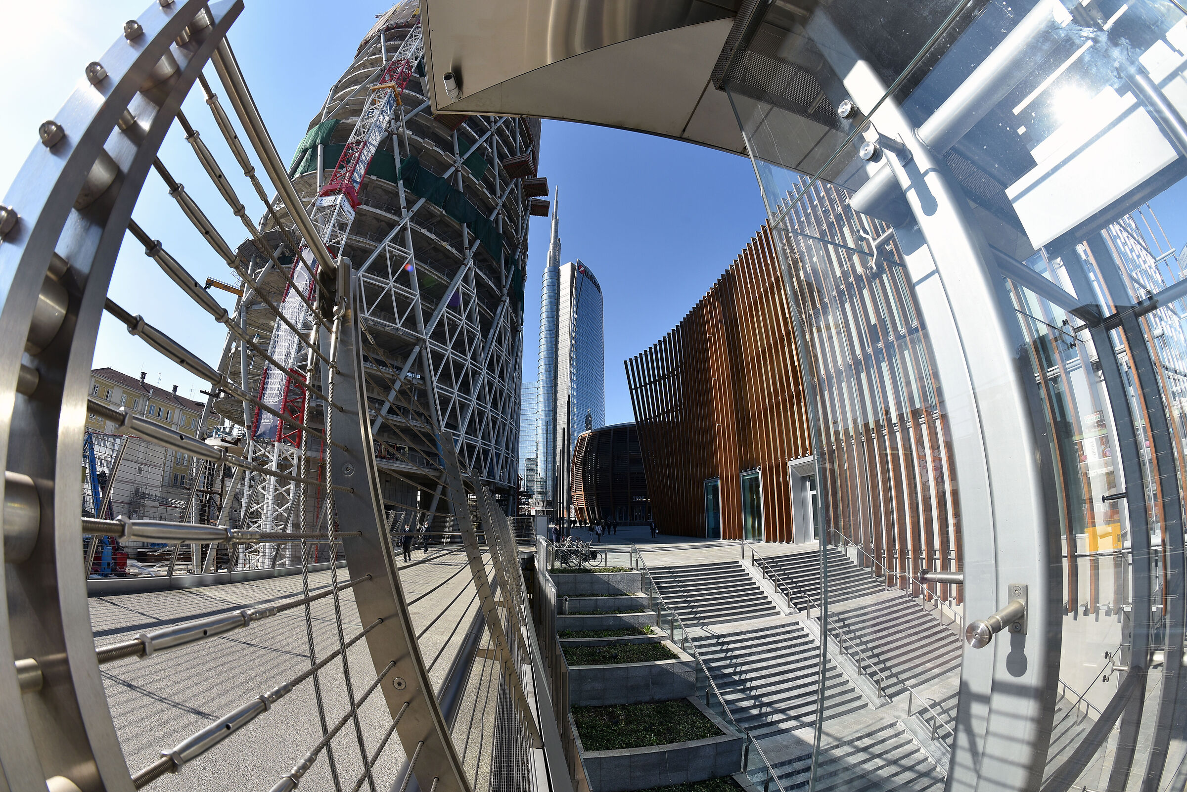 UNICREDIT Skyscraper