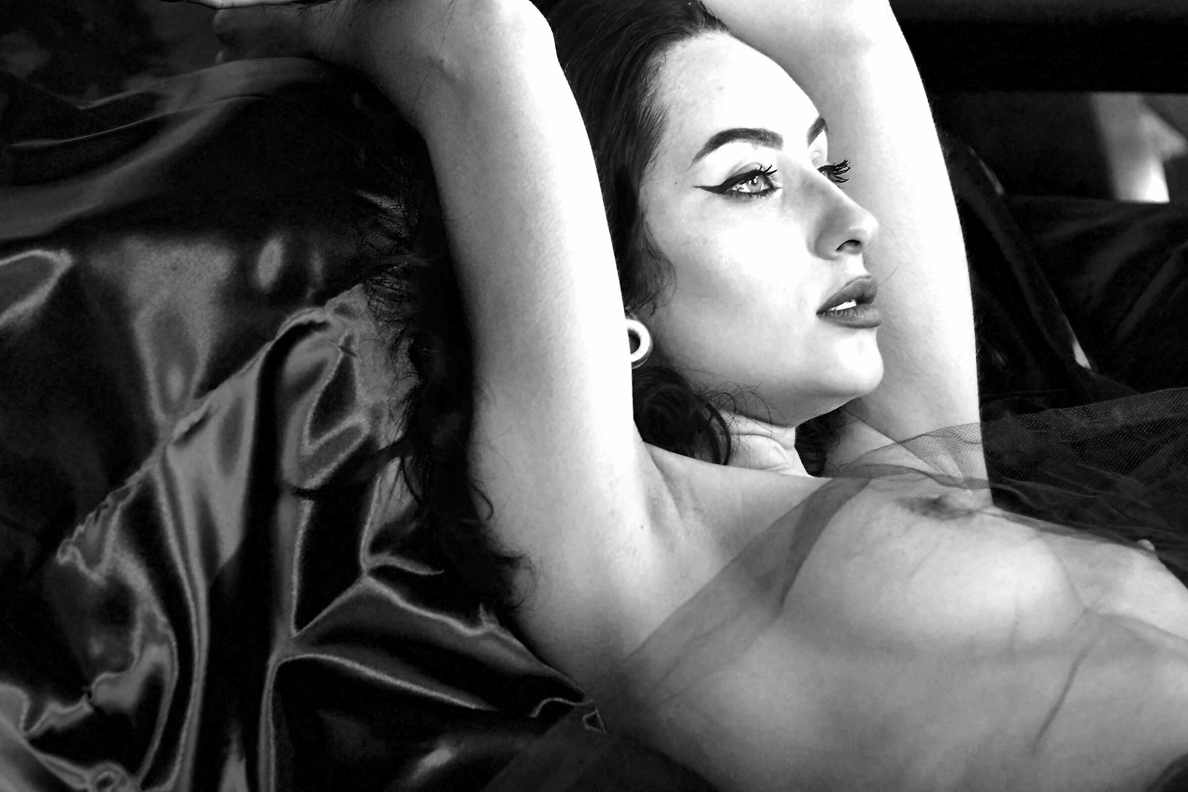 . . . accarezzata dall'aurora  . . .