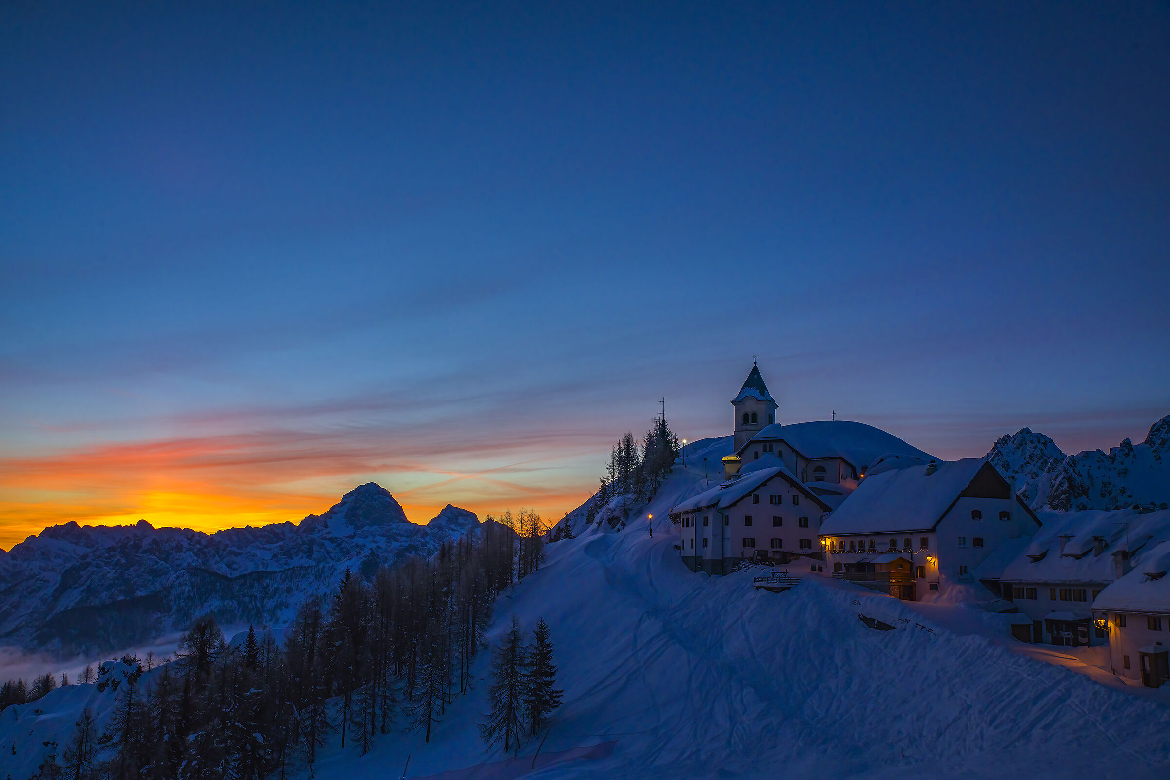 Sunrise at M.te Lussari, Julian Alps