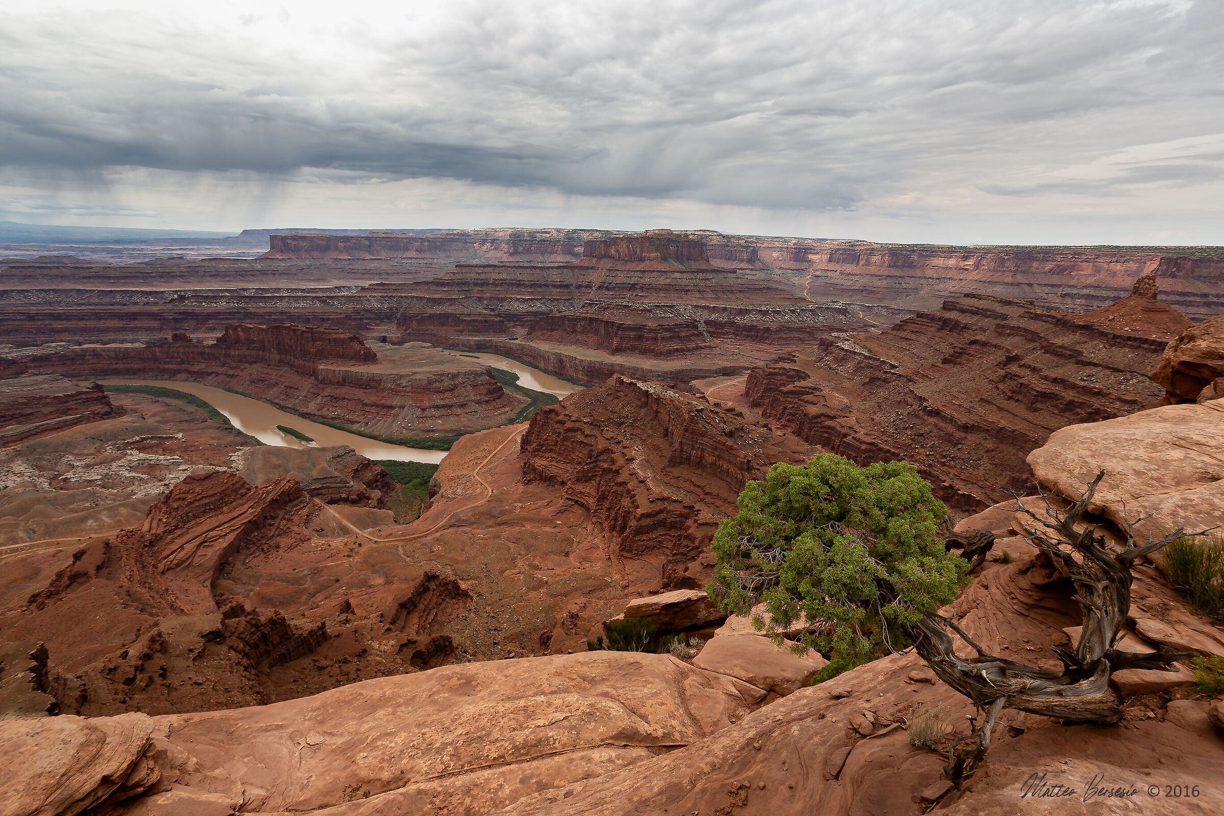 Storm approaches Dead Horse Point