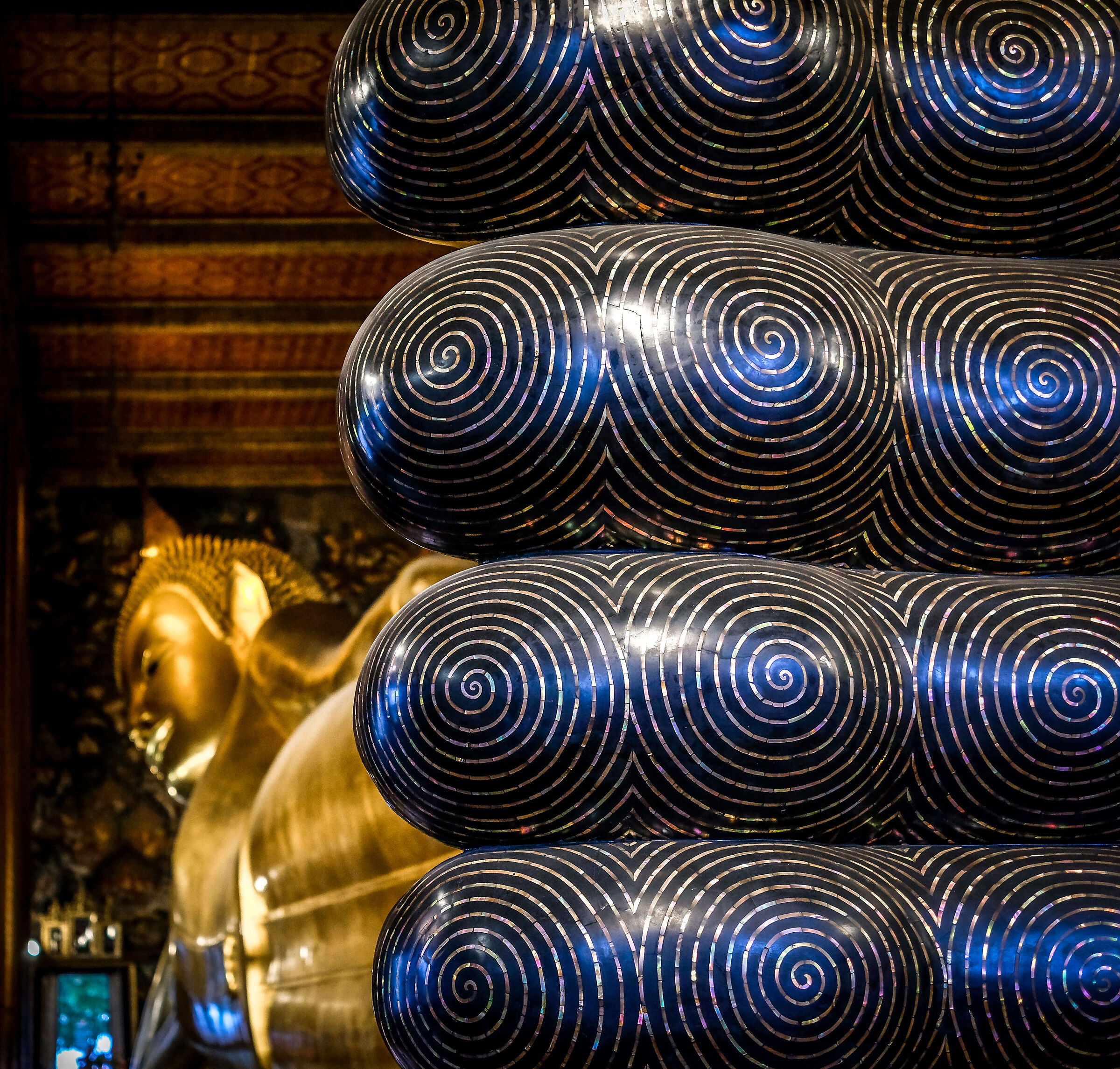 great buddha lying down