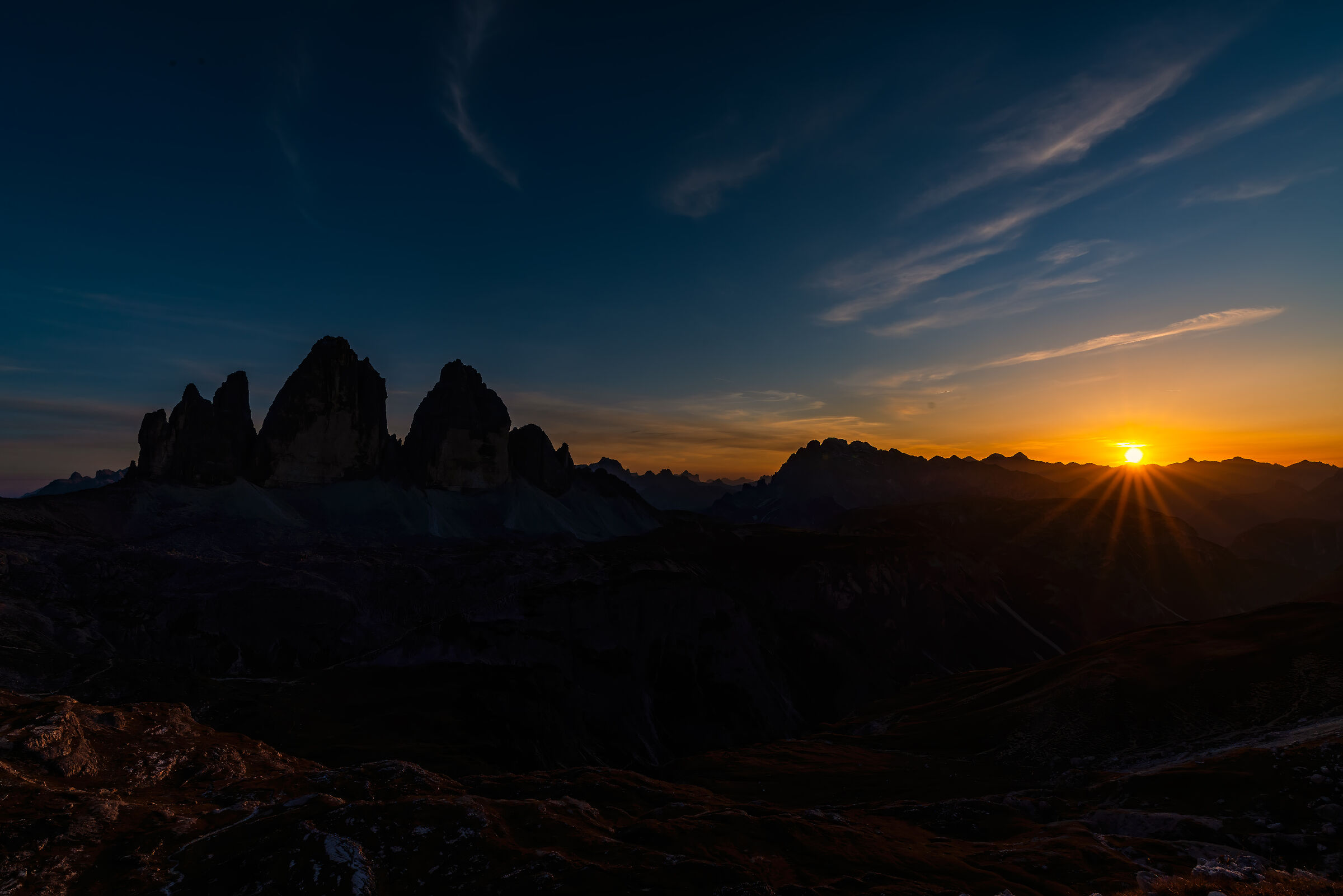 Three peaks at the last light