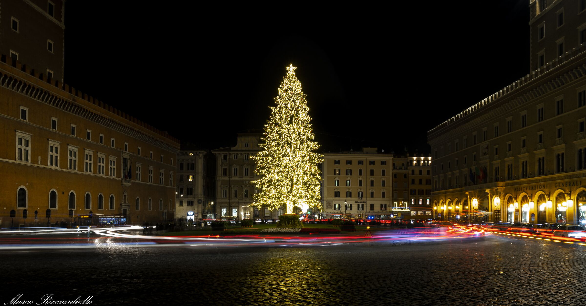 Venice Square