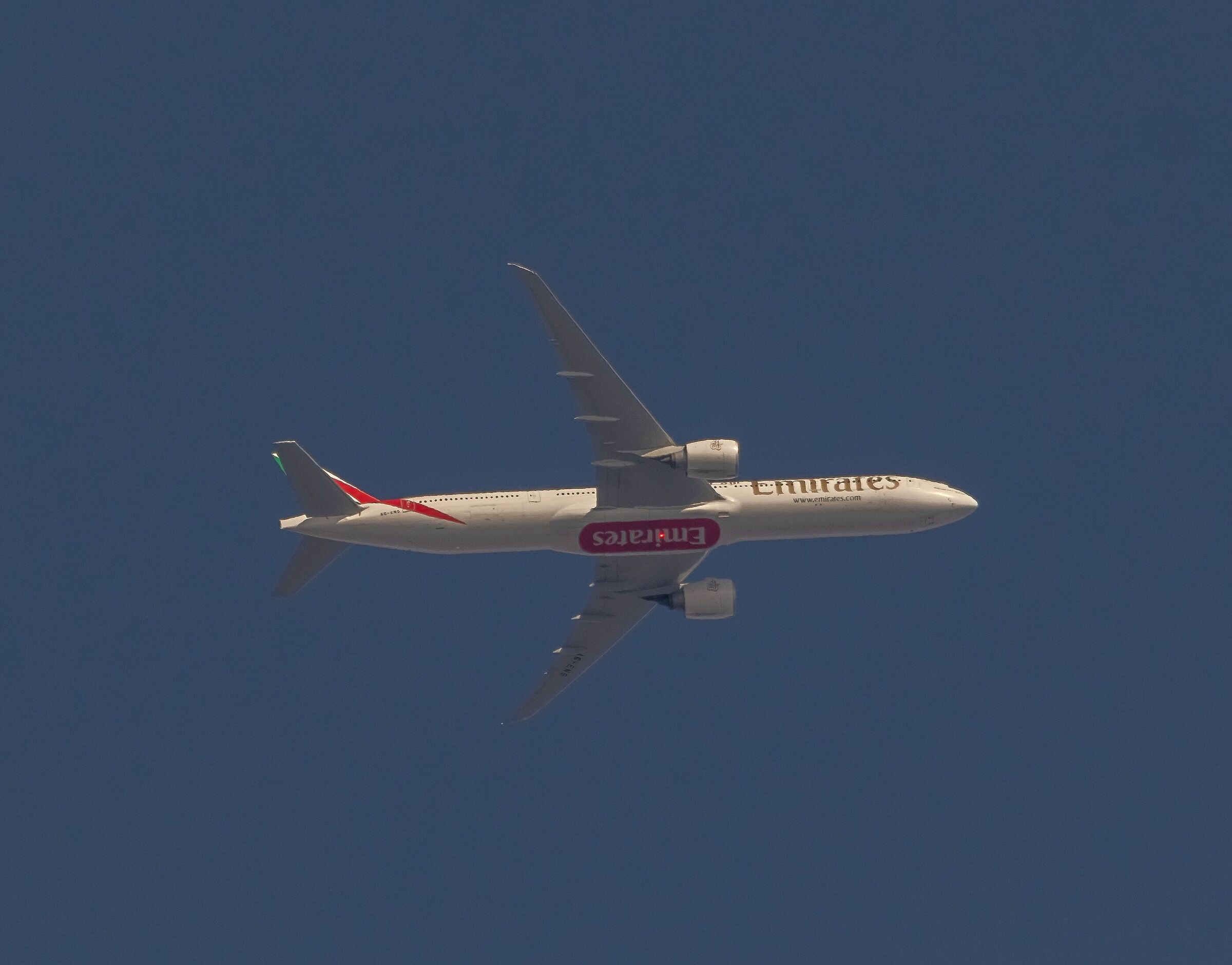 aereo di linea a6-ems Emirates Boeing777-31H 16/02/2021