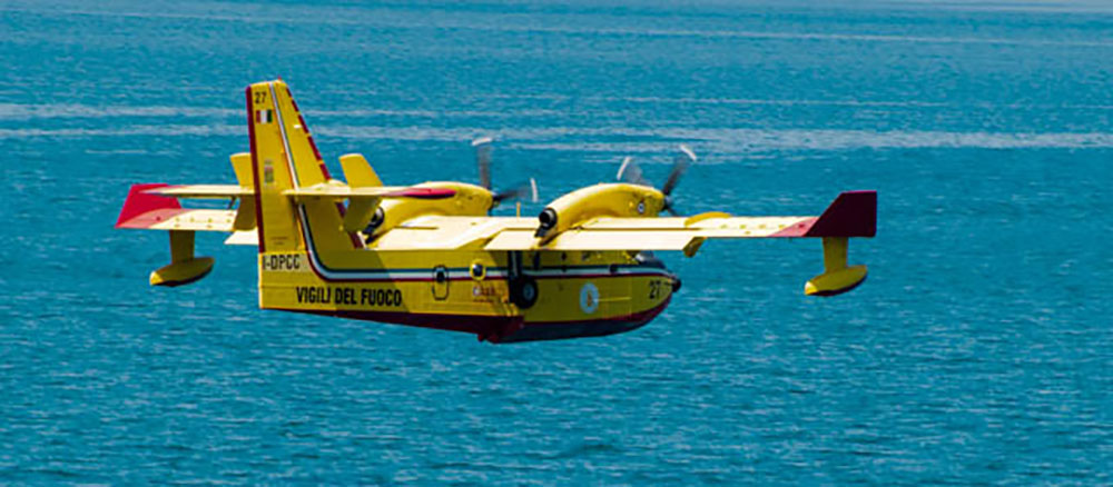 Another canadair who saved the buschi