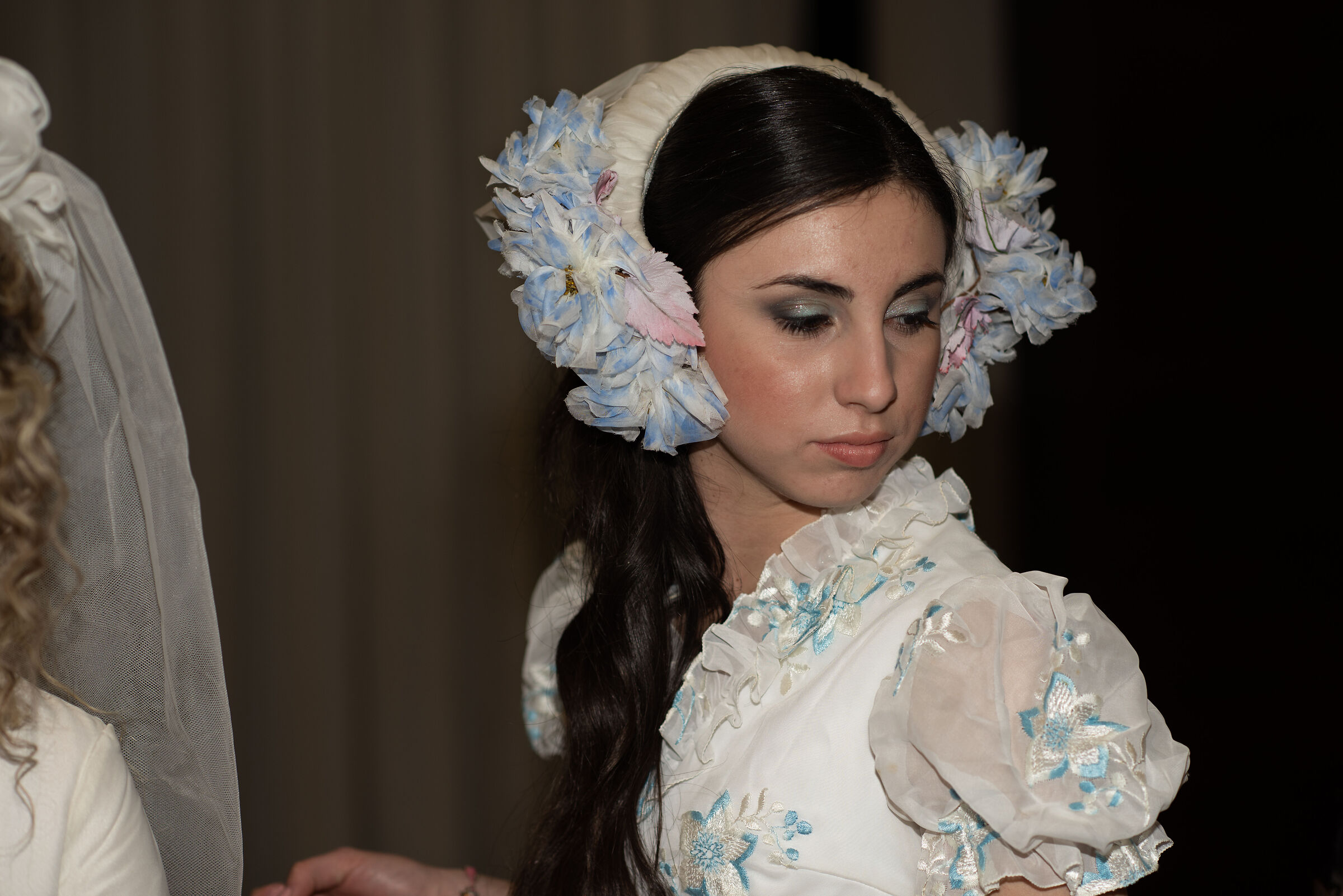 hundred years dressed in love 1