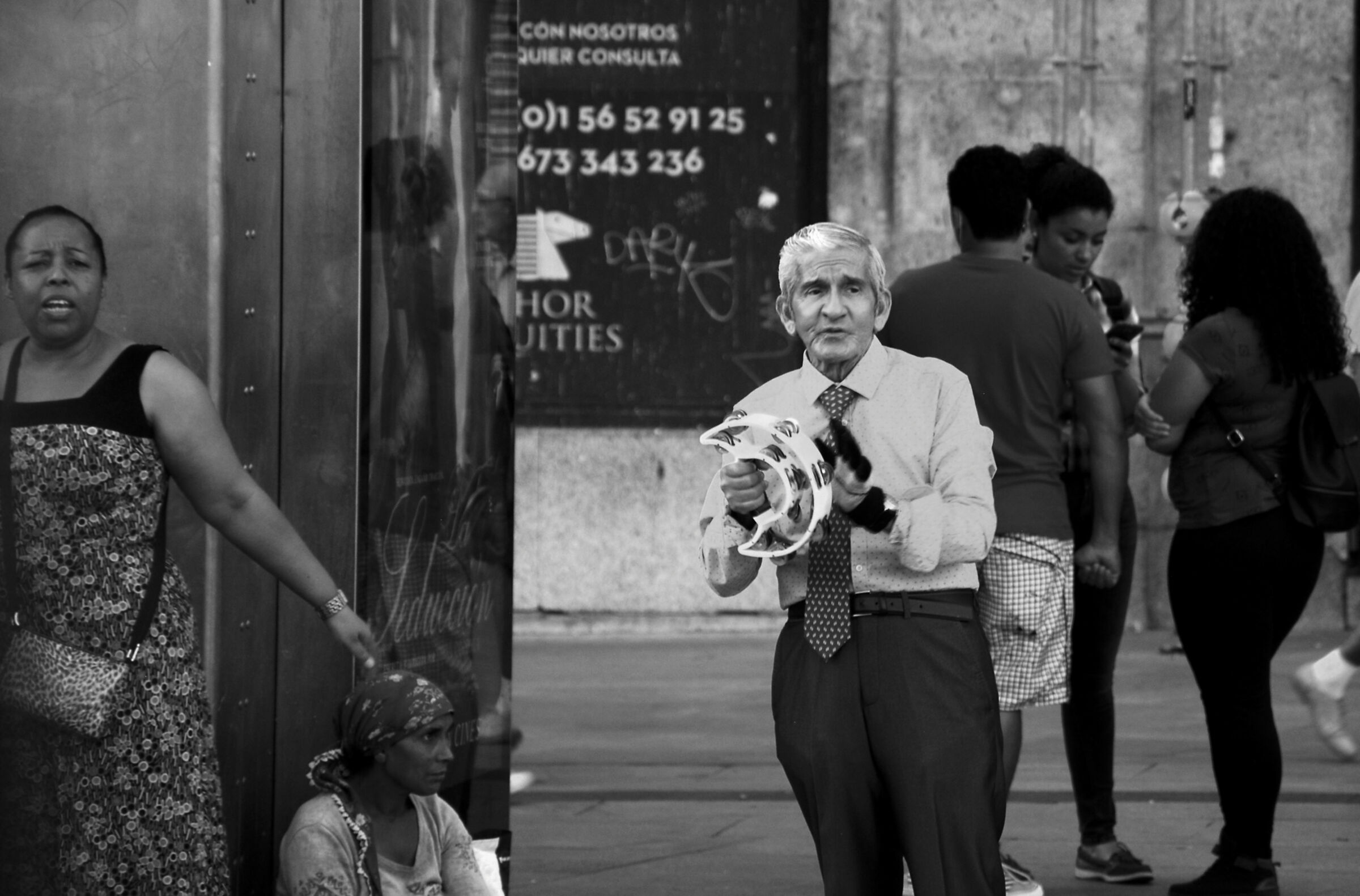 L'uomo con il tamburello