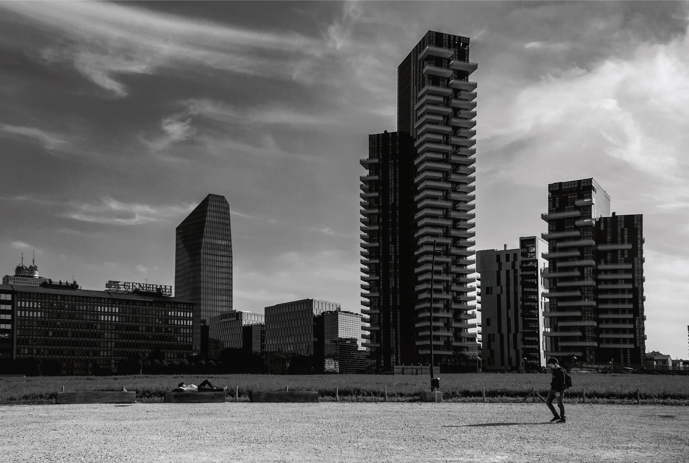 All'ombra dei giganti