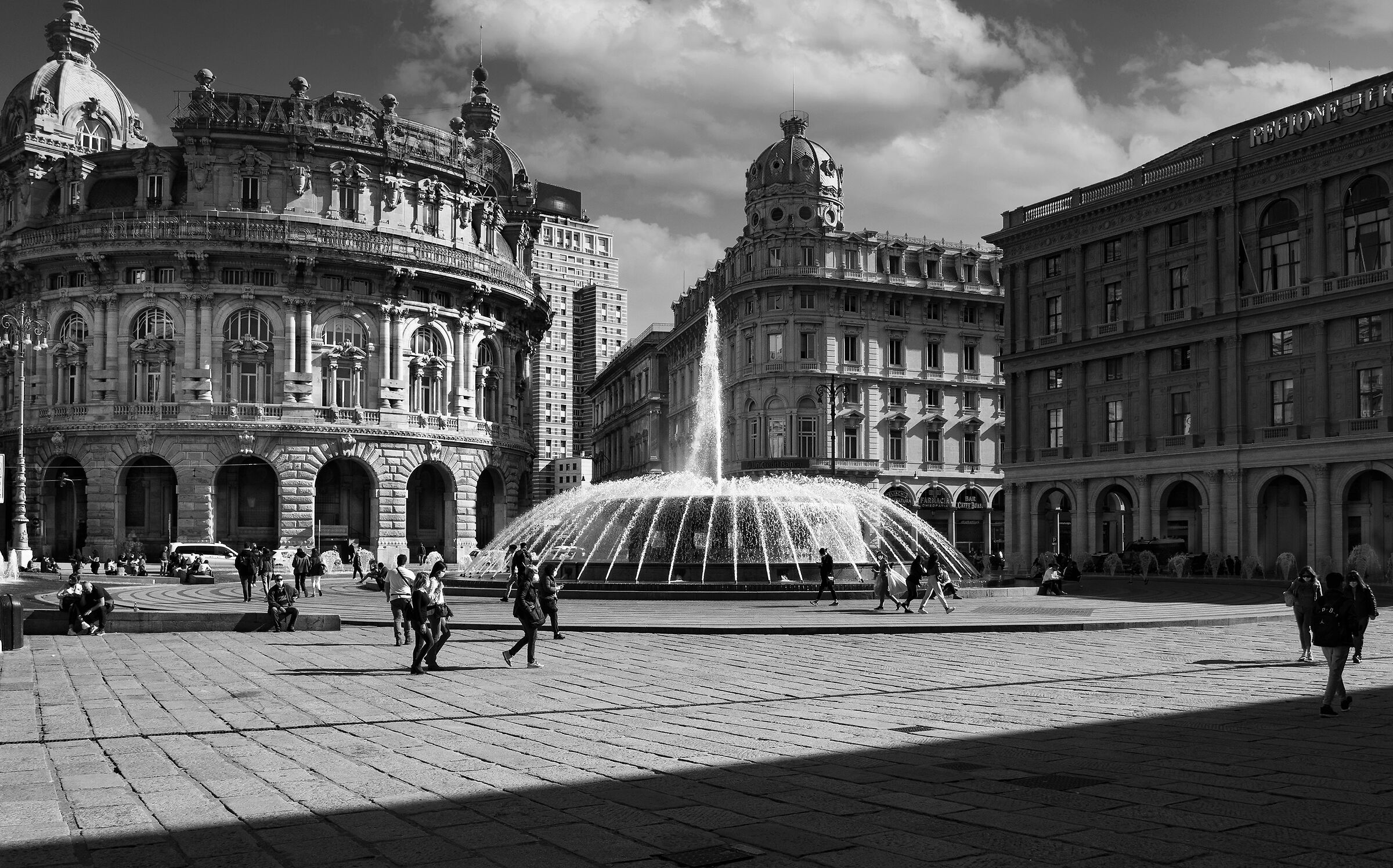 Genova - Piazza De Ferrari